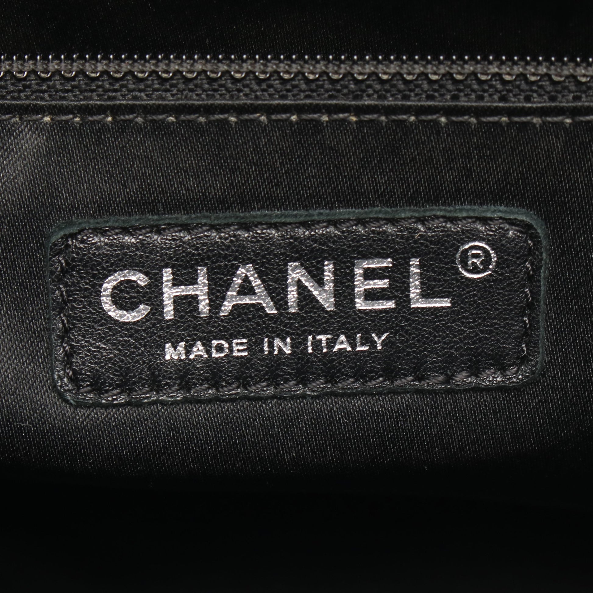 マトラッセ グランドショッピング GST XL チェーンショルダーバッグ チェーントートバッグ キャビアスキン ブラック シルバー金具 シャネル バッグ CHANEL