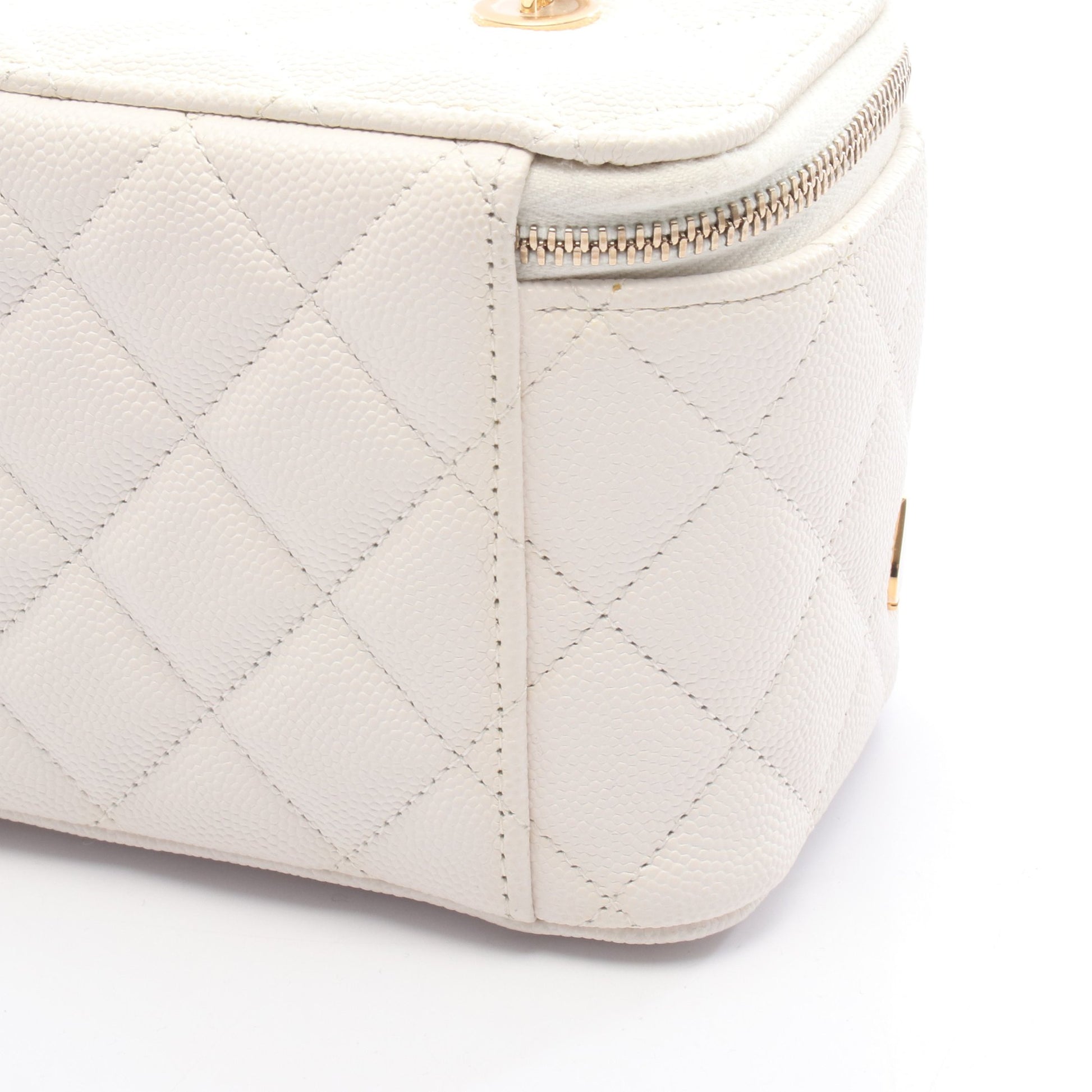 バニティ チェーンショルダーバッグ トランプモチーフ キャビアスキン ホワイト ゴールド金具 シャネル バッグ CHANEL