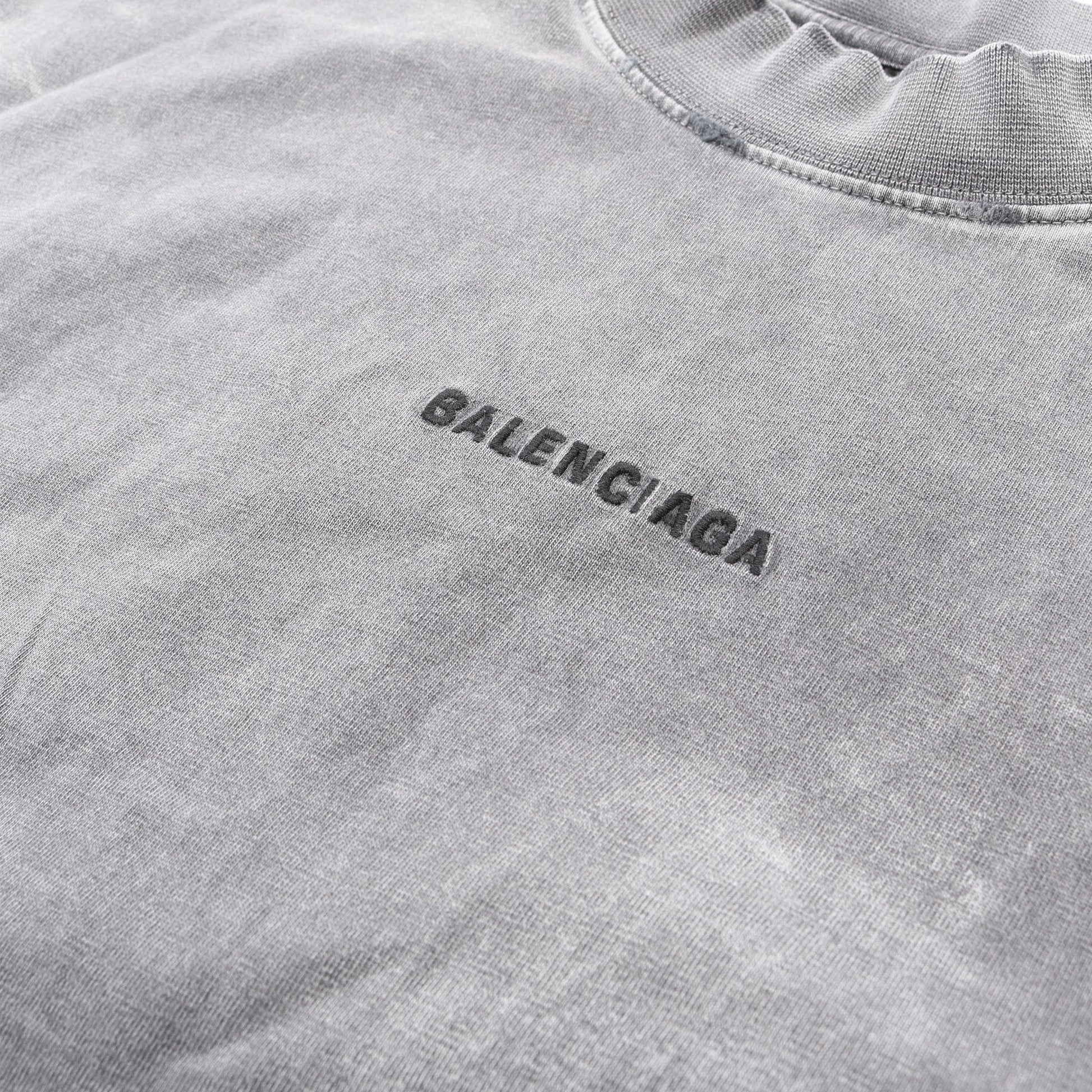 ロゴ刺繍 Tシャツ 半袖Tシャツ クルーネック コットン ダークグレー ヴィンテージ加工 バレンシアガ トップス BALENCIAGA