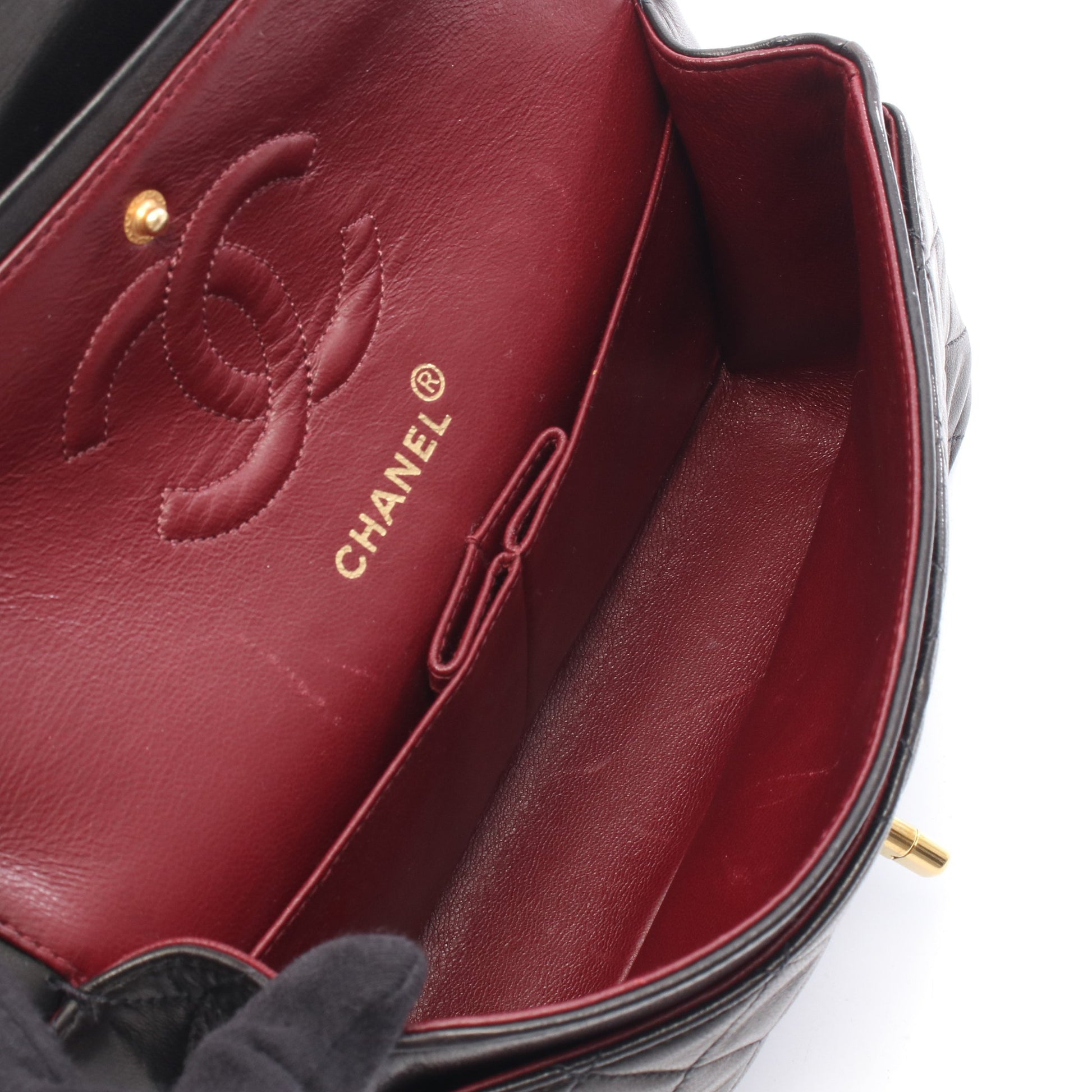 マトラッセ Wフラップ Wチェーンショルダーバッグ ラムスキン ブラック ゴールド金具 シャネル バッグ CHANEL