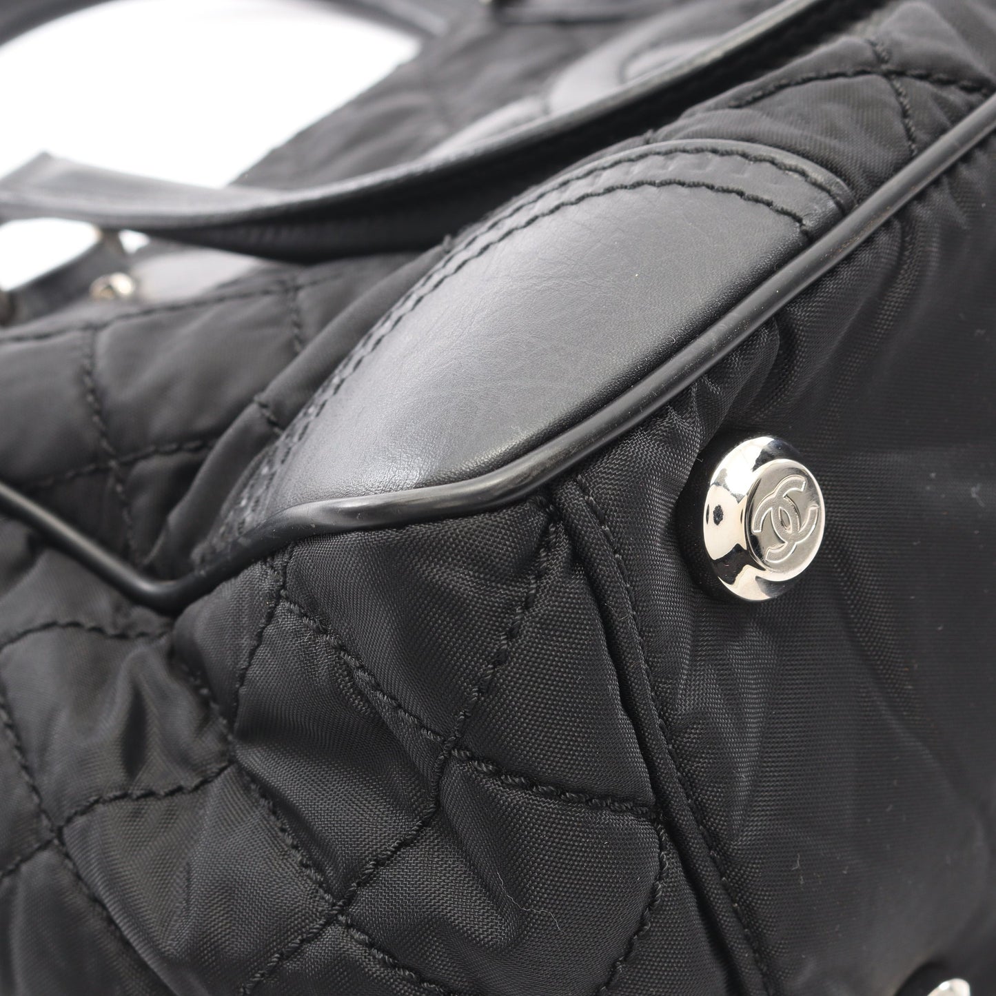パリニューヨークライン ハンドバッグ トートバッグ ナイロン レザー ブラック シルバー金具 シャネル バッグ CHANEL