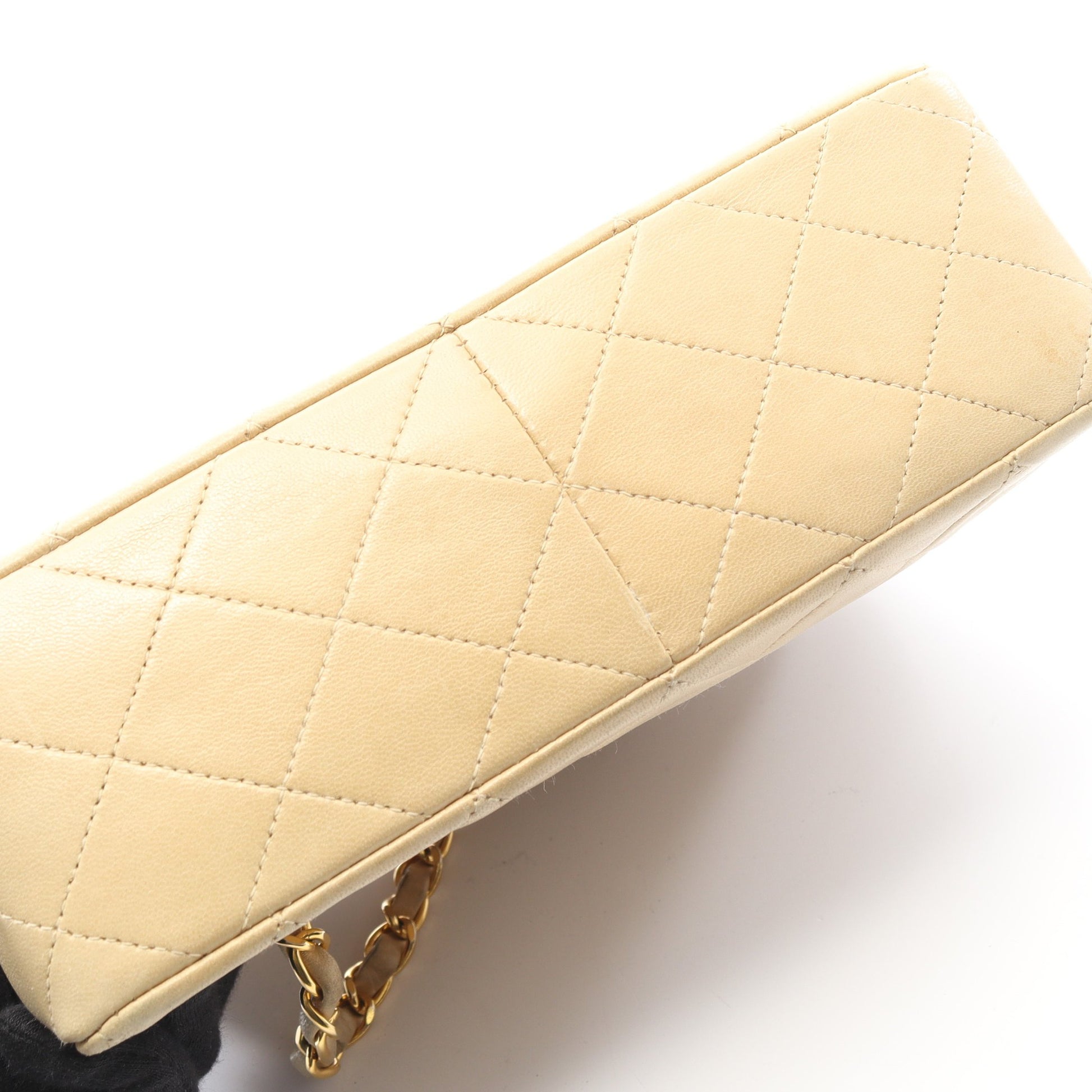 ミニマトラッセ20 チェーンショルダーバッグ ラムスキン ベージュ ゴールド金具 ヴィンテージ シャネル バッグ CHANEL
