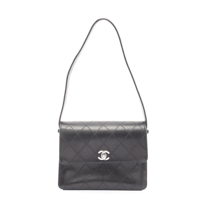 マトラッセ ショルダーバッグ ターンロック ラムスキン ブラック シルバー金具 シャネル バッグ CHANEL