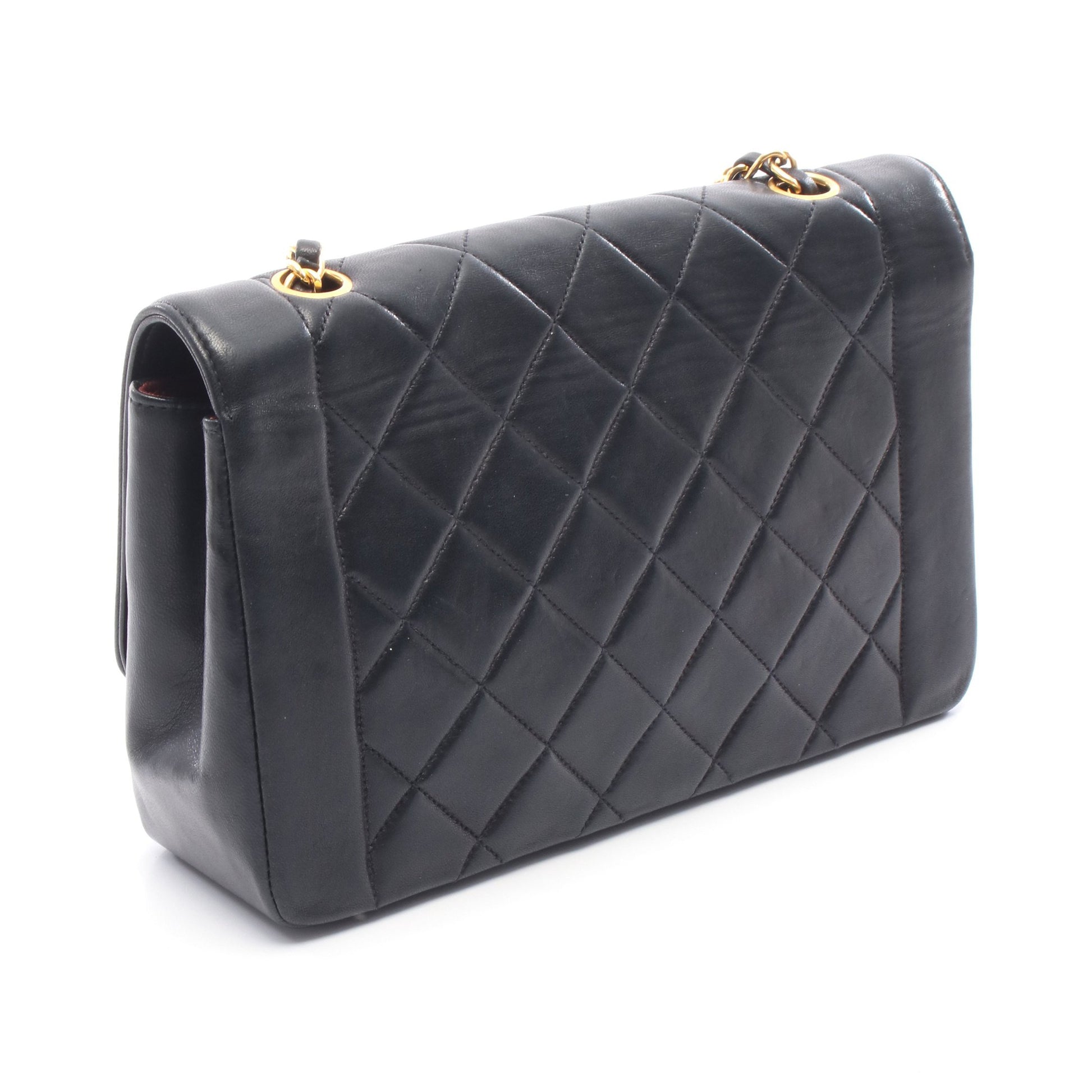 マトラッセ ダイアナフラップ チェーンショルダーバッグ ラムスキン ブラック ゴールド金具 シャネル バッグ CHANEL