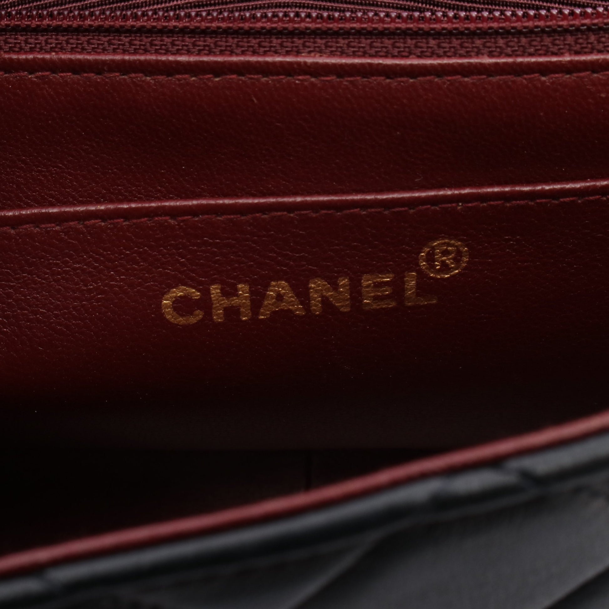 マトラッセ ダイアナフラップ チェーンショルダーバッグ ラムスキン ブラック ゴールド金具 シャネル バッグ CHANEL
