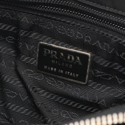 ワンショルダーバッグ ナイロン ブラック 三角プレート プラダ バッグ PRADA