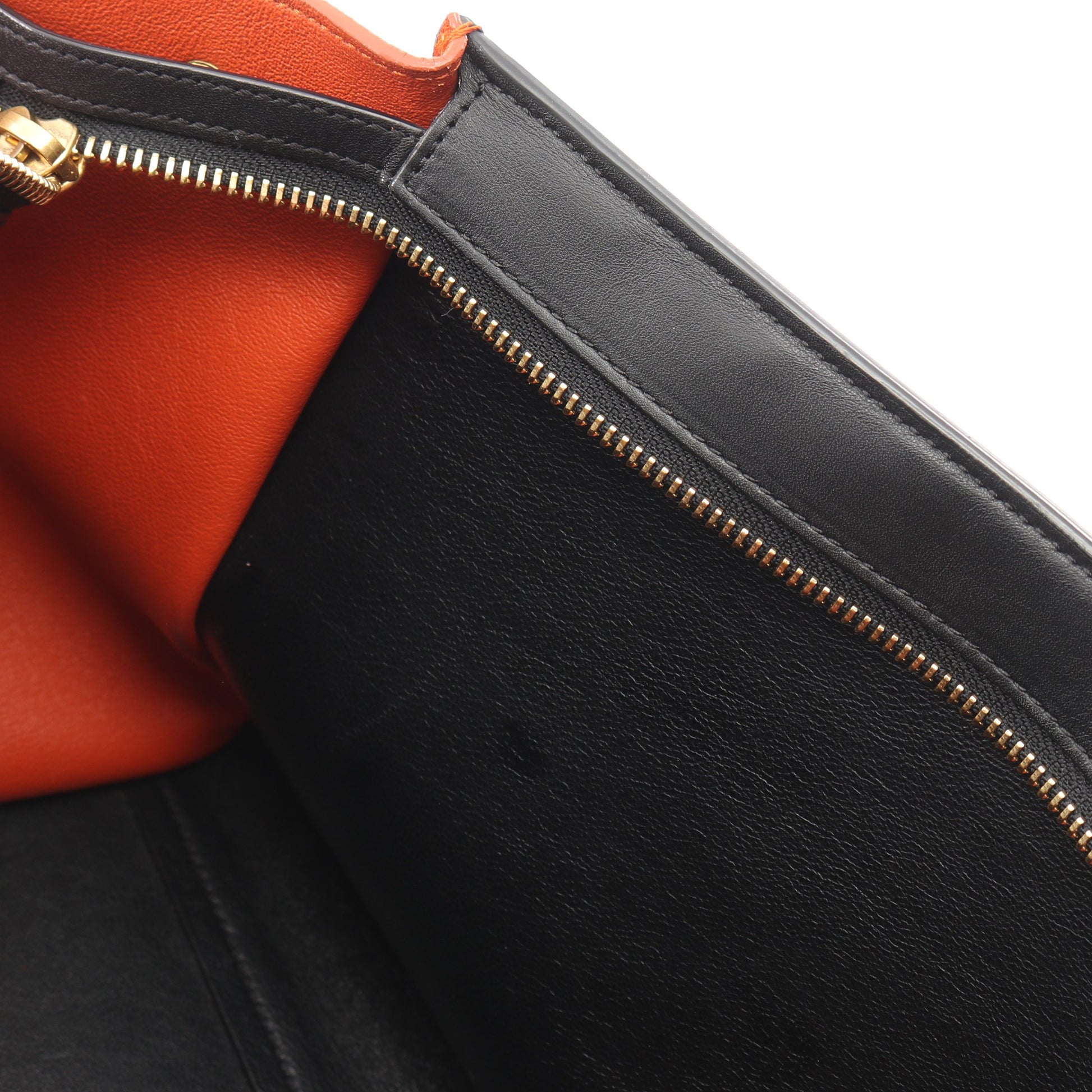 トラペーズ スモール ハンドバッグ レザー スエード オフホワイト ブラック オレンジ 2WAY セリーヌ バッグ CELINE