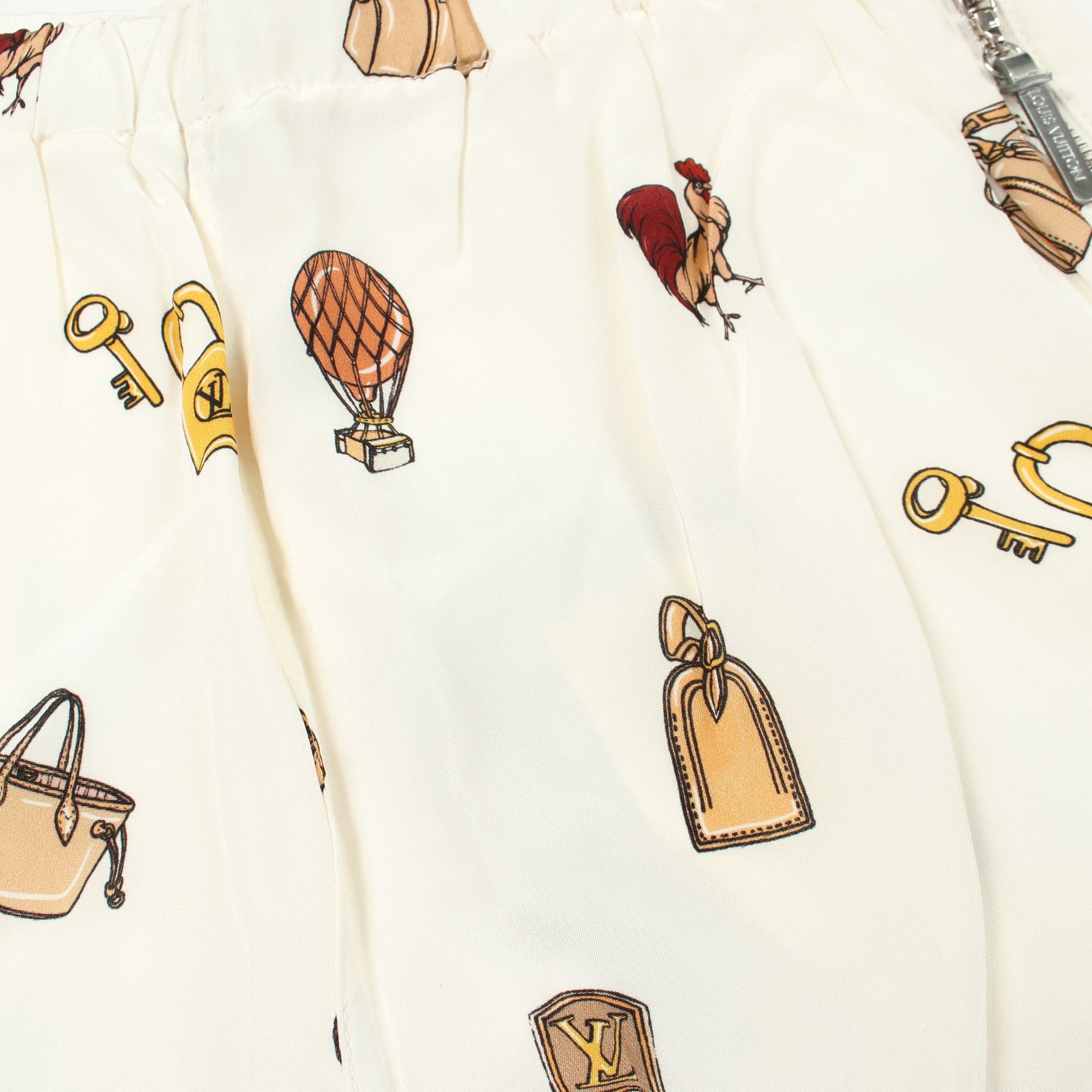ショート パンツ 総柄 シルク オフホワイト マルチカラー ルイヴィトン ボトムス LOUIS VUITTON