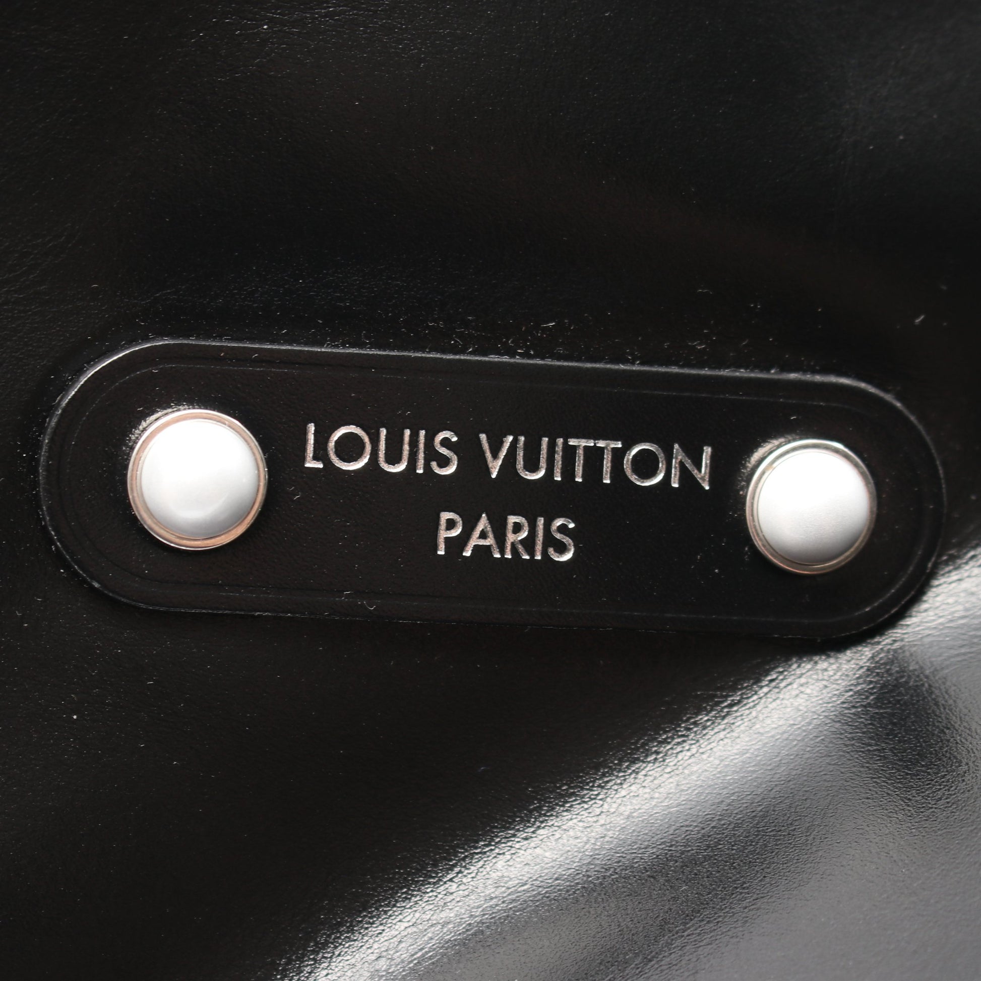バガボンド ホーボー ノワール ショルダーバッグ レザー ブラック ルイヴィトン バッグ LOUIS VUITTON