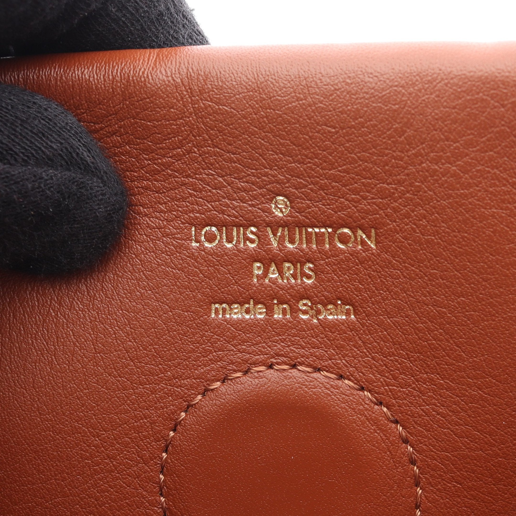 テュイルリーホーボー モノグラム キャラメル ショルダーバッグ PVC