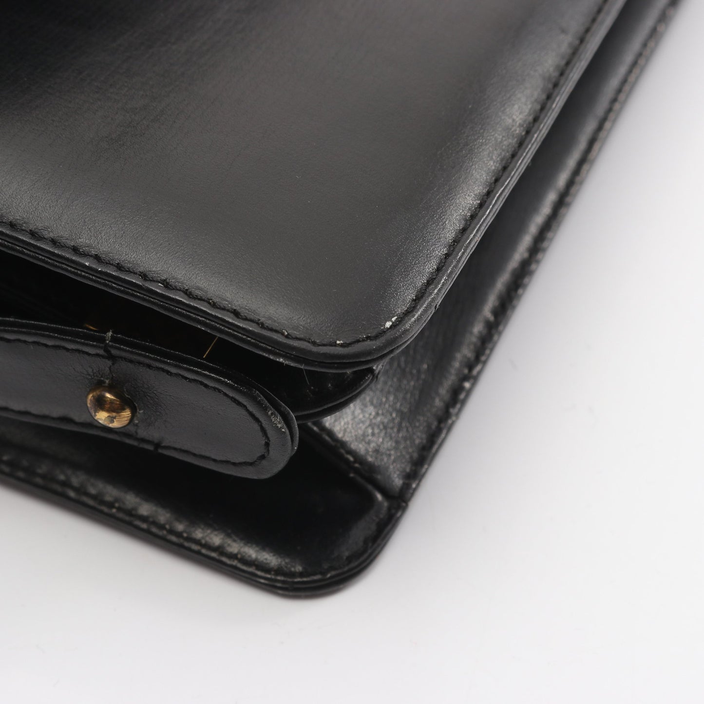 ショルダーバッグ レザー ブラック 馬車金具 セリーヌ バッグ CELINE