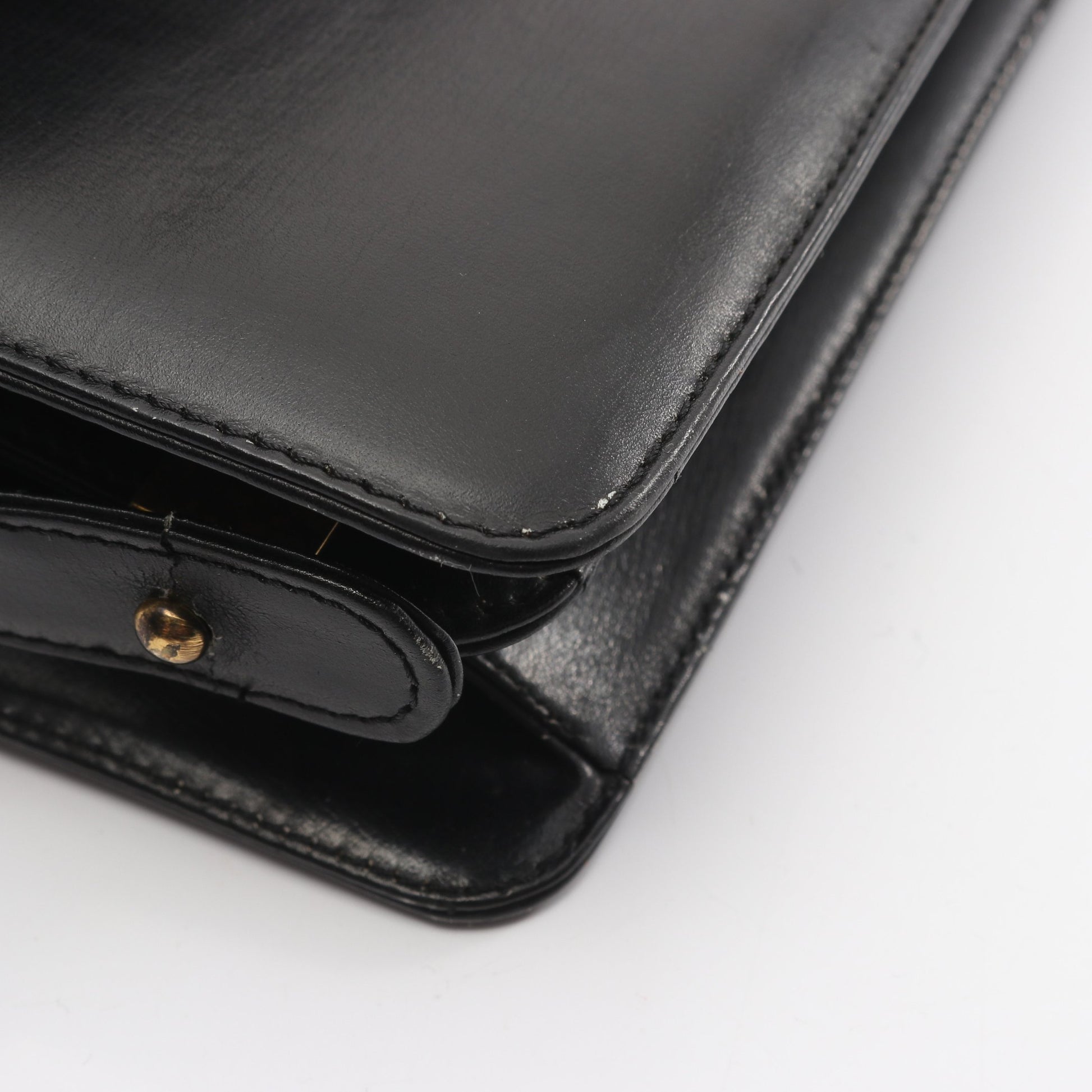 ショルダーバッグ レザー ブラック 馬車金具 セリーヌ バッグ CELINE