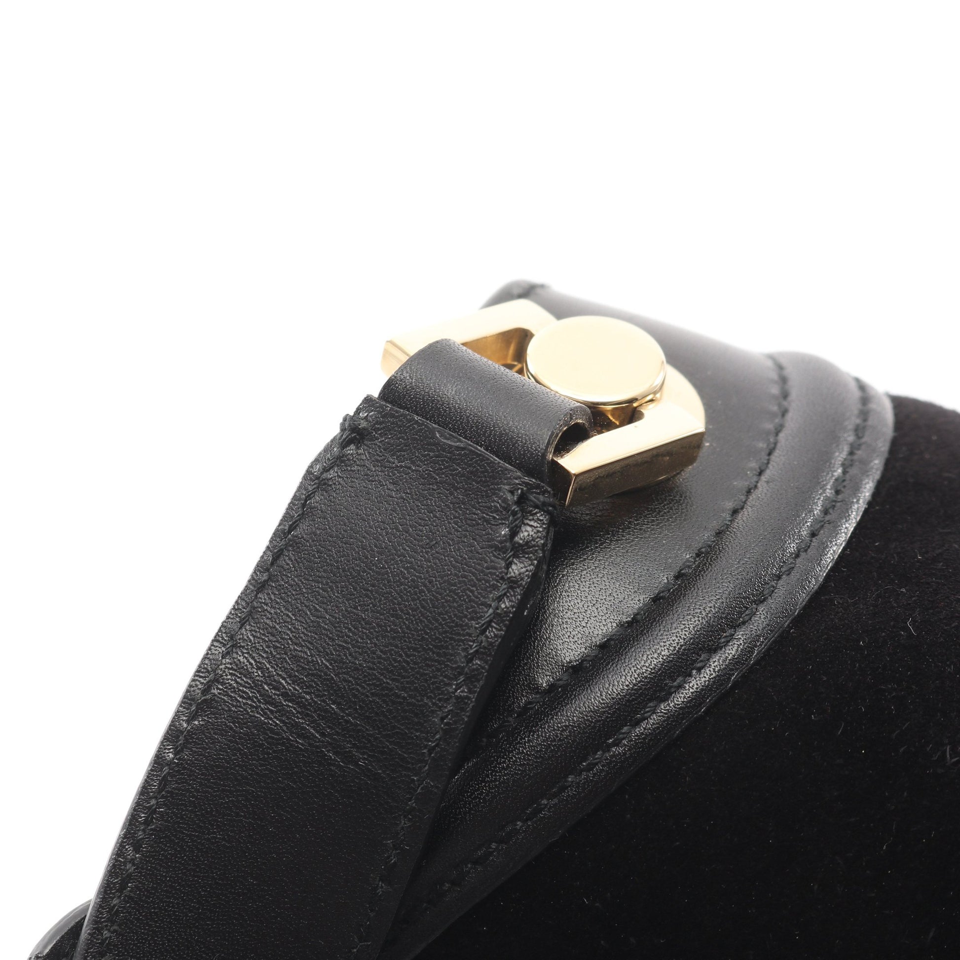 ガンチーニ ショルダーバッグ スエード レザー ブラック サルヴァトーレフェラガモ バッグ Salvatore Ferragamo