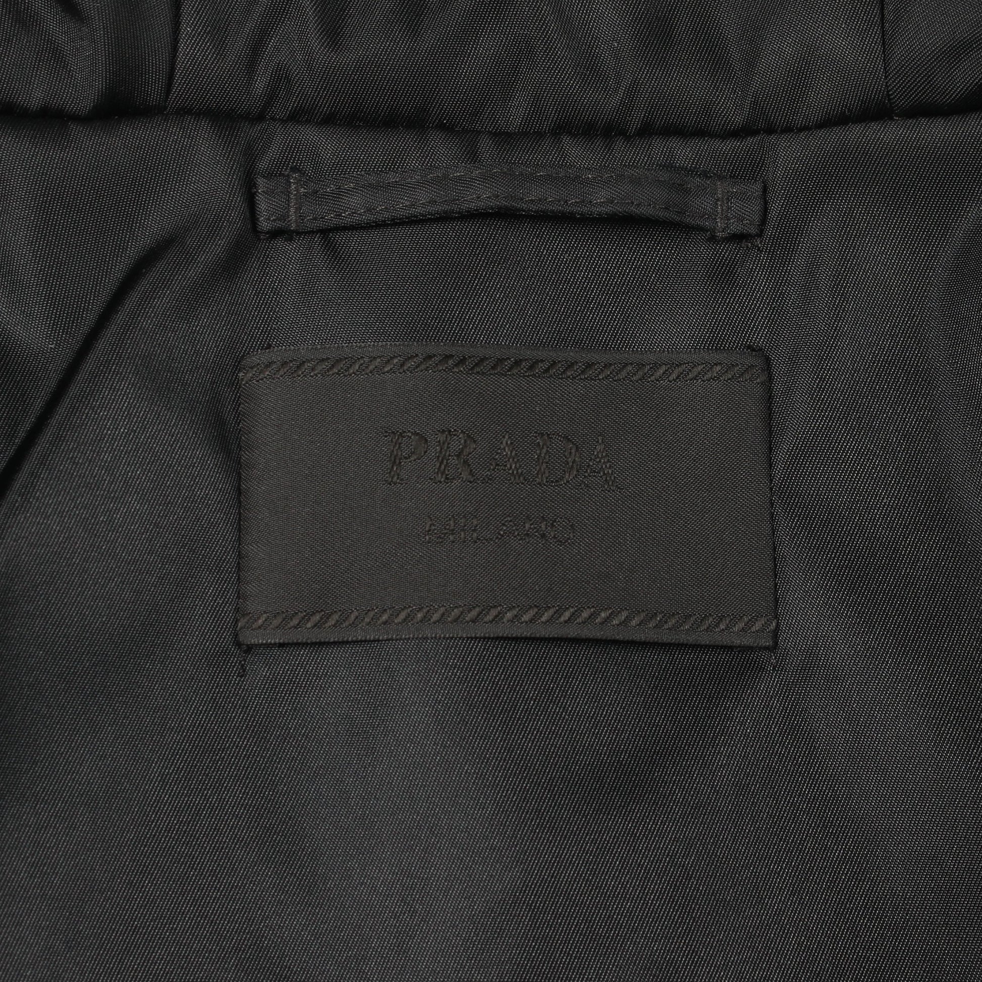 RE-NYLON ジャケット ブルゾン ナイロン ブラック フード付き プラダ アウター PRADA