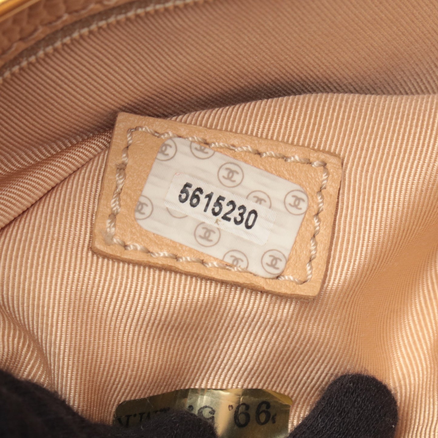 ココマーク チェーンショルダーバッグ キャビアスキン ベージュ ゴールド金具 シャネル バッグ CHANEL