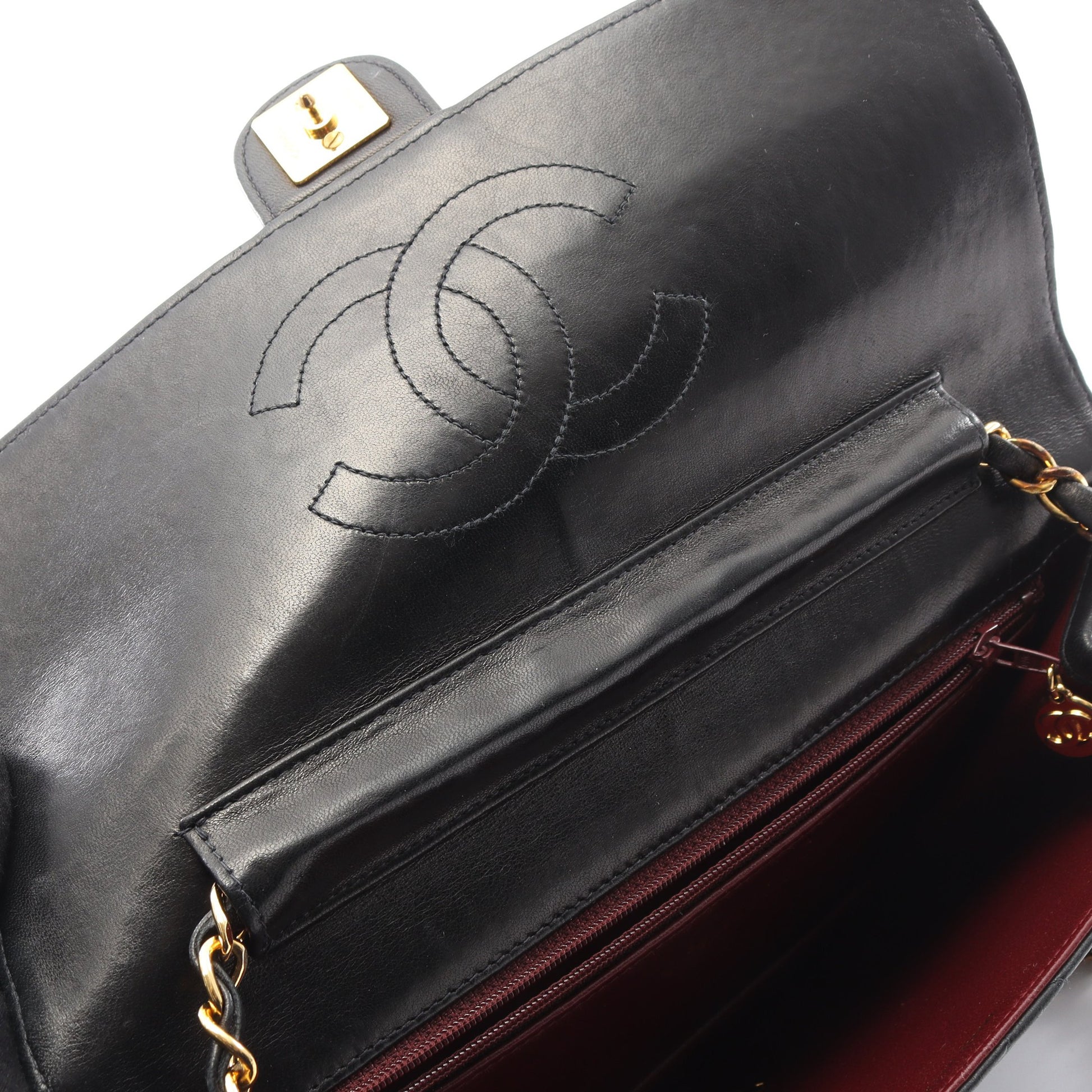 マトラッセ チェーンショルダーバッグ ラムスキン ブラック ゴールド金具 シャネル バッグ CHANEL