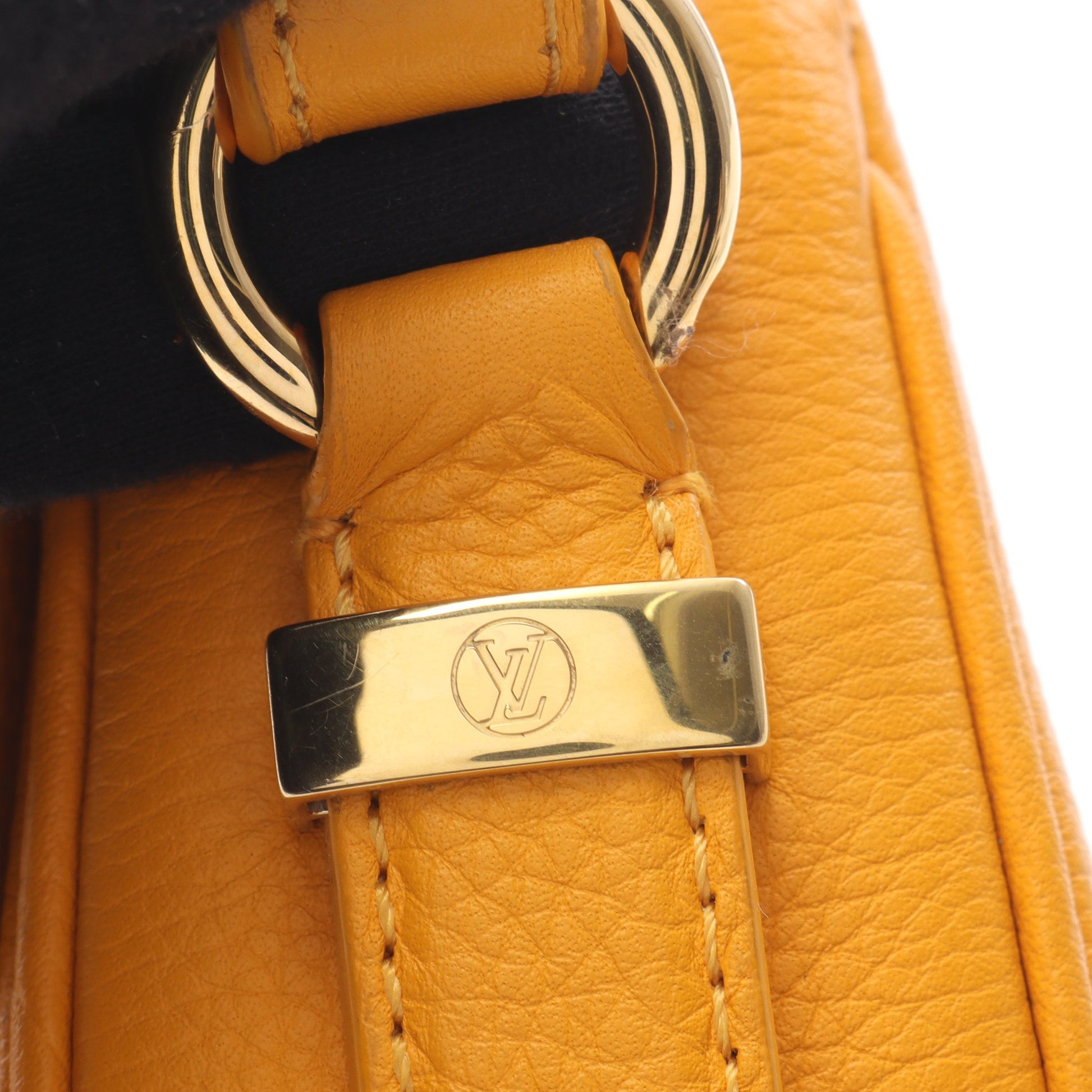 LV PONT 9 LVポンヌフ ソフトPM サンビーム ショルダーバッグ レザー イエロー ルイヴィトン バッグ LOUIS VUITTON