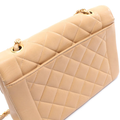 マトラッセ ダイアナフラップ チェーンショルダーバッグ ラムスキン ベージュ ゴールド金具 シャネル バッグ CHANEL
