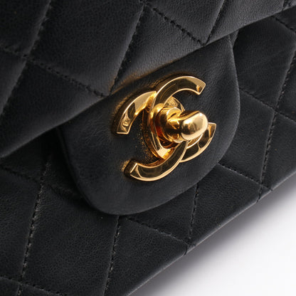マトラッセ Wフラップ Wチェーンショルダーバッグ ラムスキン ブラック ゴールド金具 シャネル バッグ CHANEL
