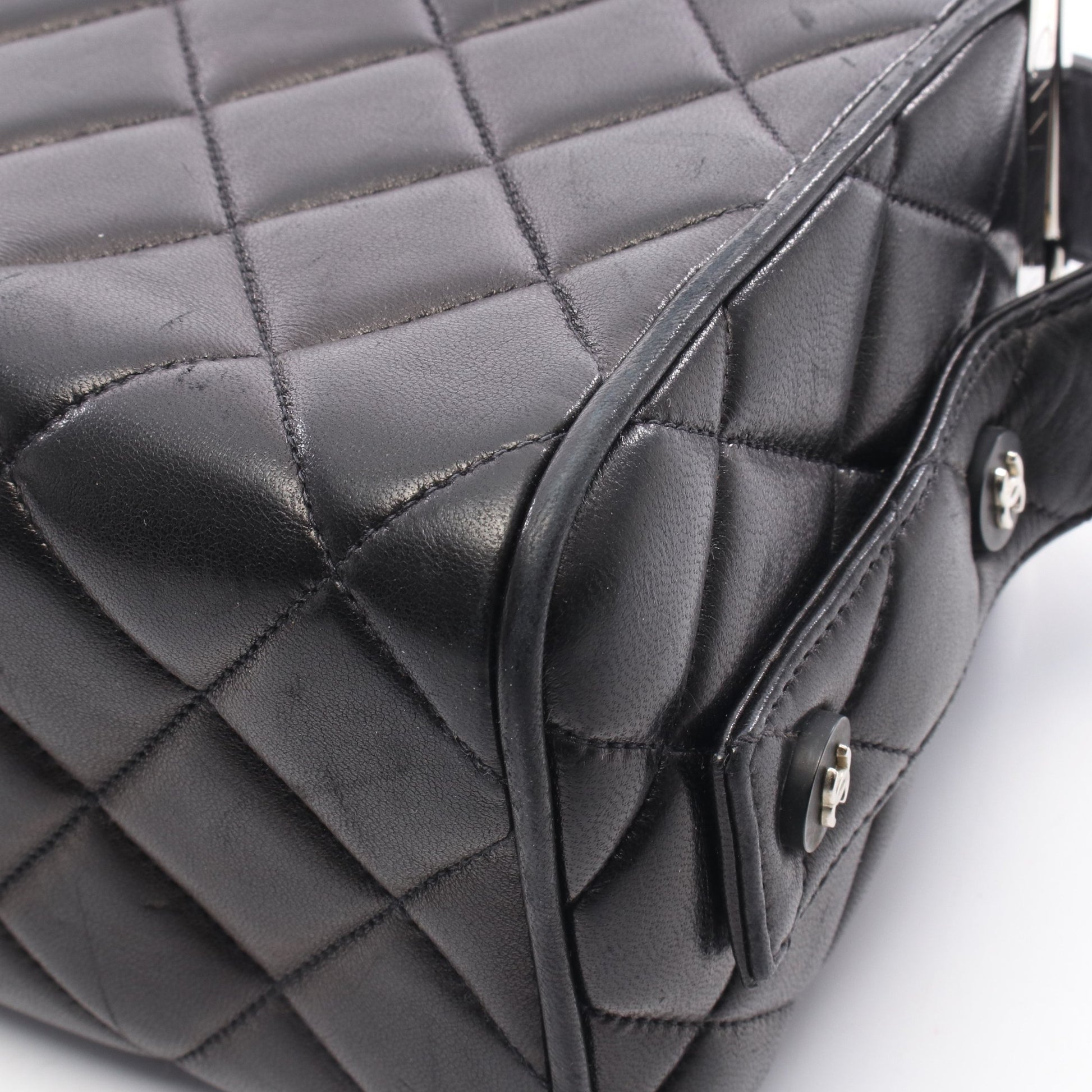 マトラッセ バニティバッグ ハンドバッグ ラムスキン ブラック シルバー金具 シャネル バッグ CHANEL