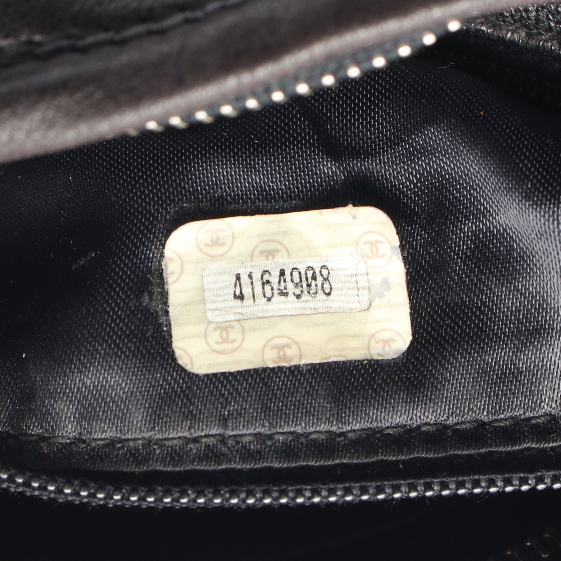 トリプルココマーク チェーンショルダーバッグ ラムスキン ブラック ゴールド金具 タッセル シャネル バッグ CHANEL