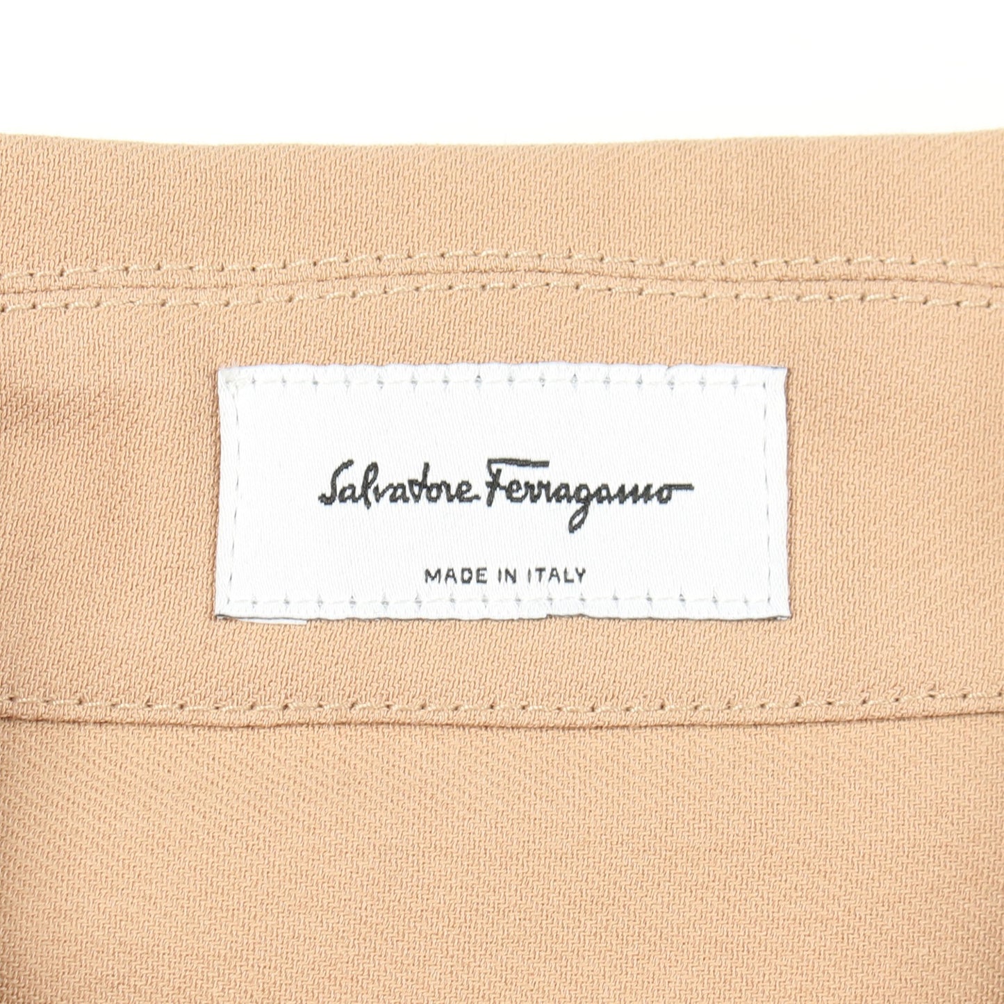 シャツワンピース 半袖 コットン ベージュ プリーツ サルヴァトーレフェラガモ ワンピース Salvatore Ferragamo