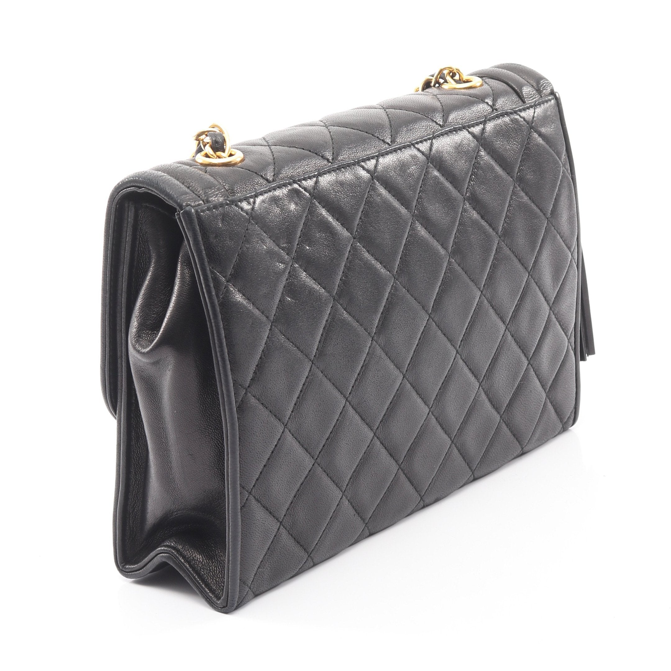 マトラッセ チェーンショルダーバッグ ラムスキン ブラック ゴールド