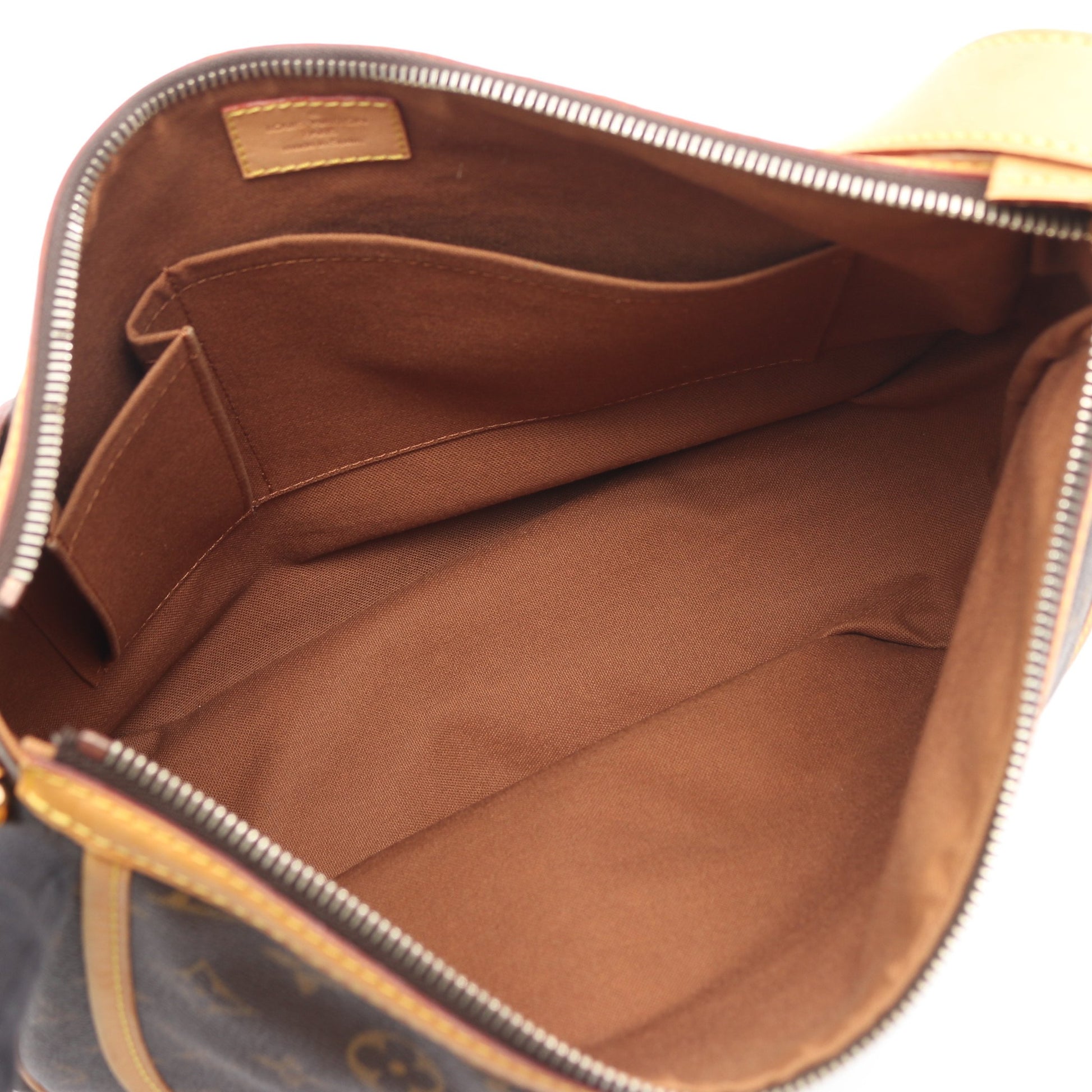 トゥラムGM モノグラム ショルダーバッグ PVC レザー ブラウン ルイヴィトン バッグ LOUIS VUITTON