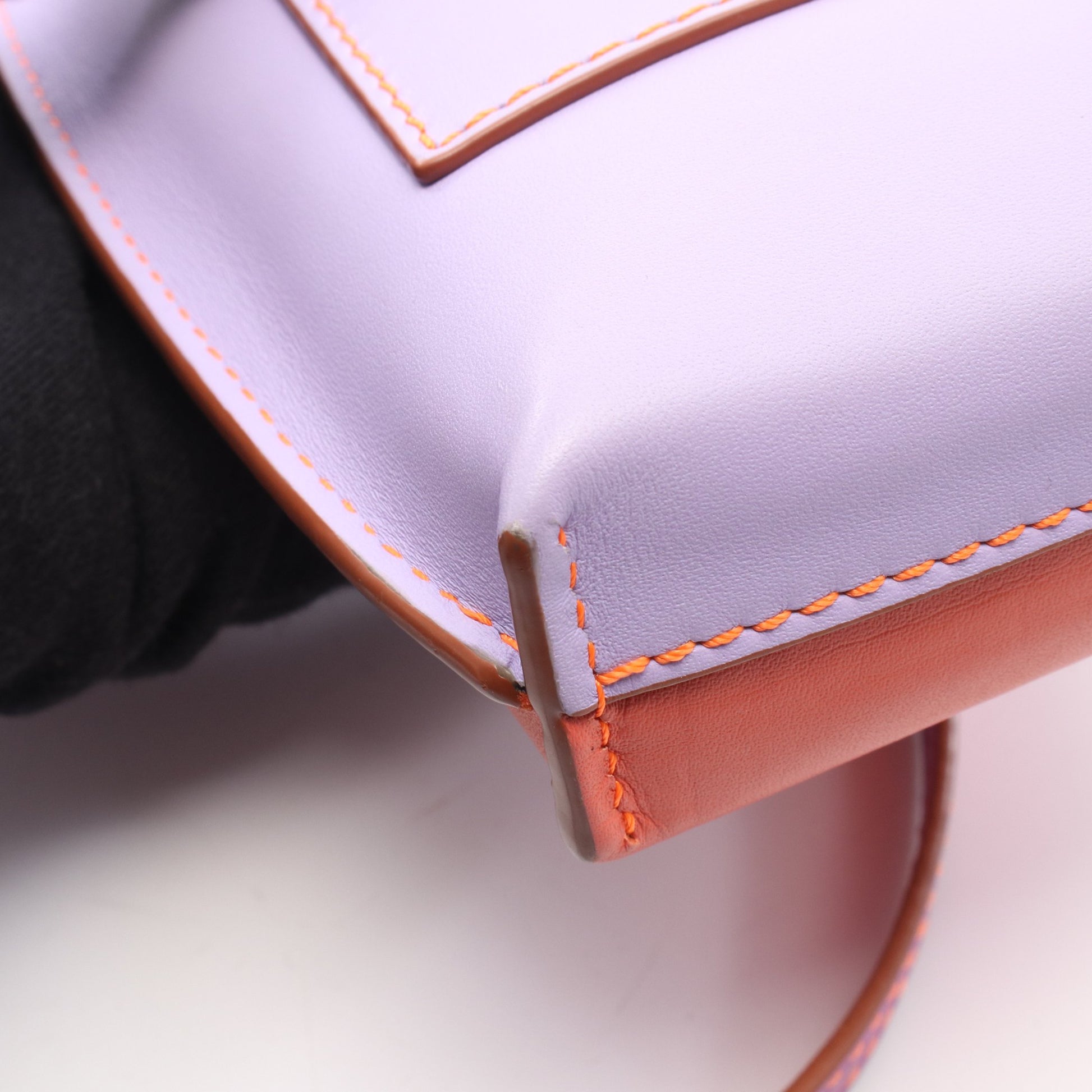 GATE POCKET ゲートポケット ショルダーバッグ レザー コーラルオレンジ ライトパープル ロエベ バッグ LOEWE