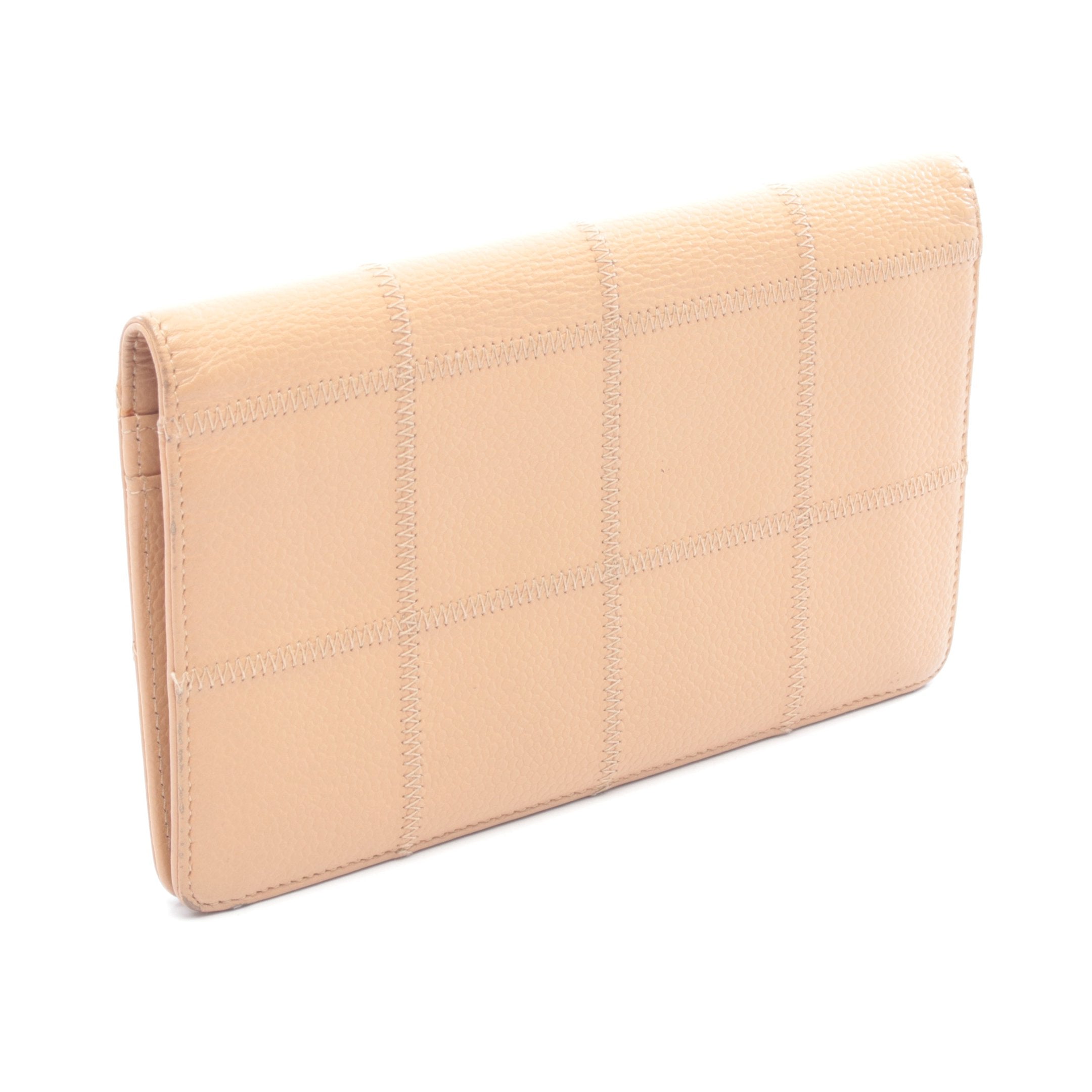 チョコバー 二つ折り長財布 キャビアスキン ベージュ シルバー金具