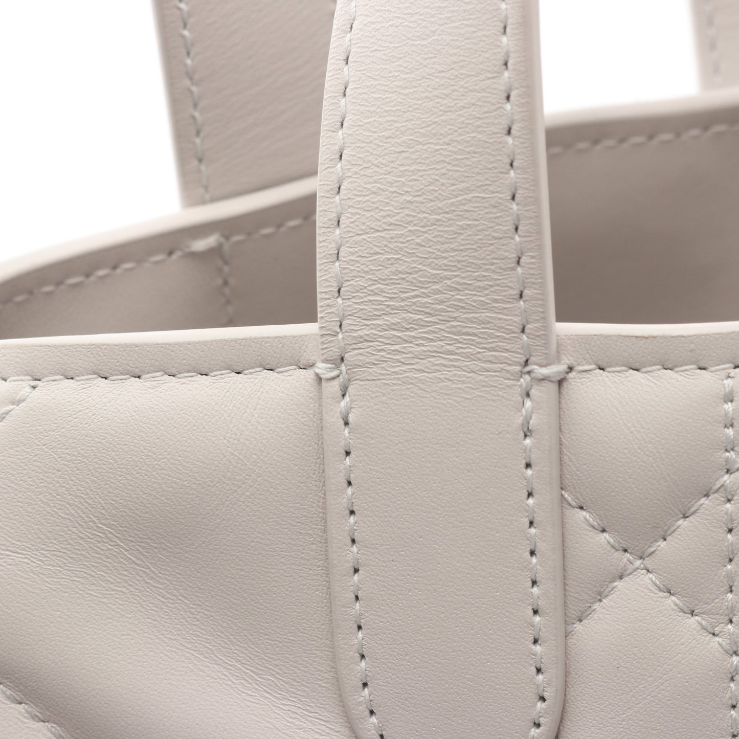 Dior Toujours バッグ スモール ハンドバッグ レザー ホワイト 2WAY クリスチャンディオール バッグ Christian Dior