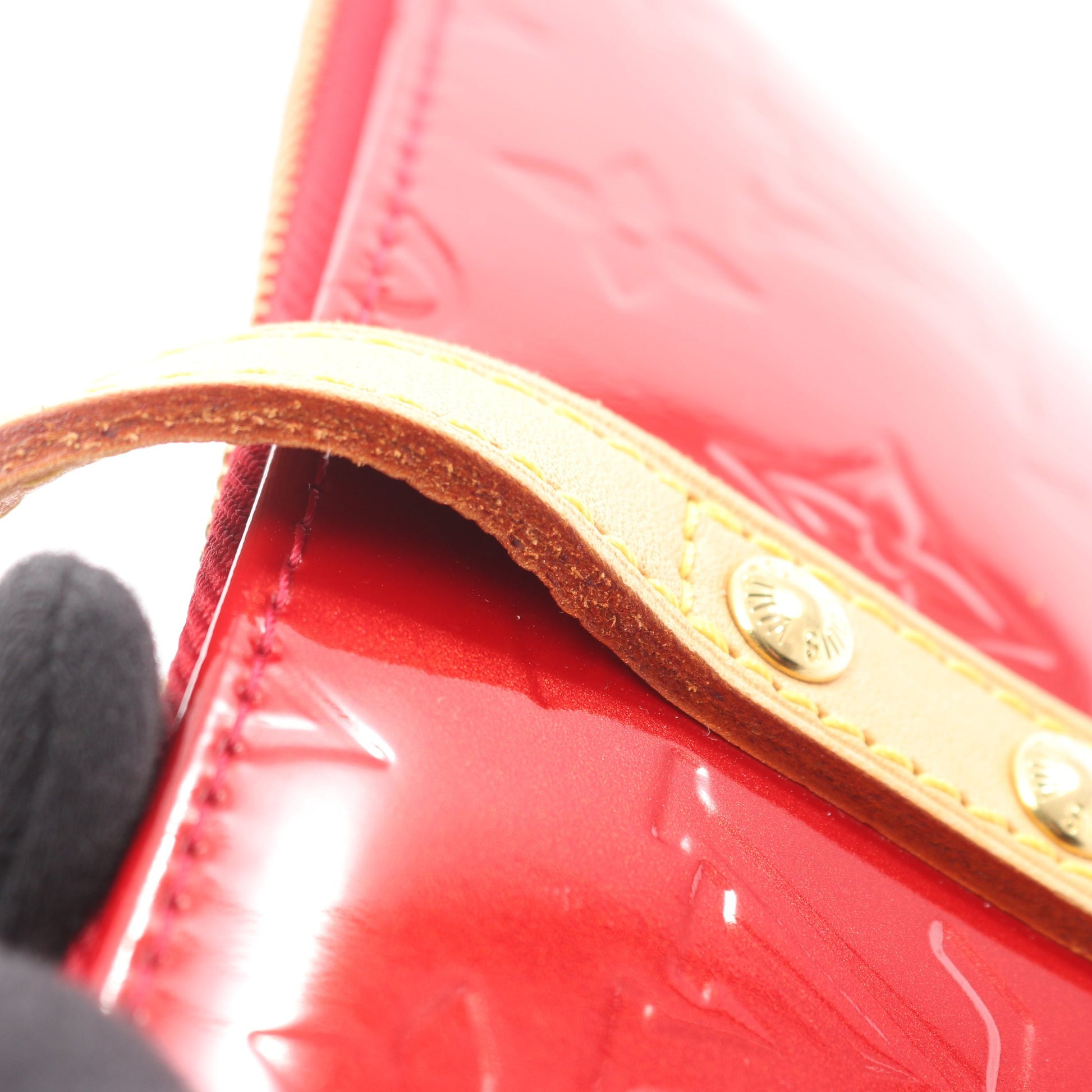 ベルヴューPM モノグラムヴェルニ ポムダムール ハンドバッグ レザー レッド ルイヴィトン バッグ LOUIS VUITTON