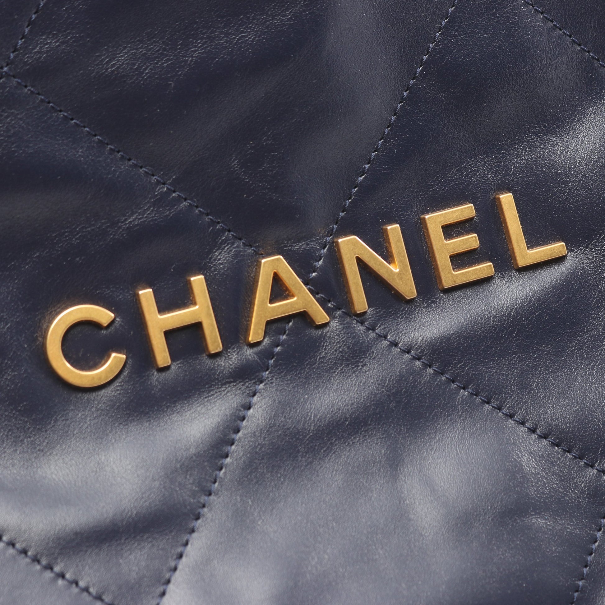 シャネル22 バックパック ナップサック バックパック リュックサック レザー ダークネイビー ゴールド金具 シャネル バッグ CHANEL
