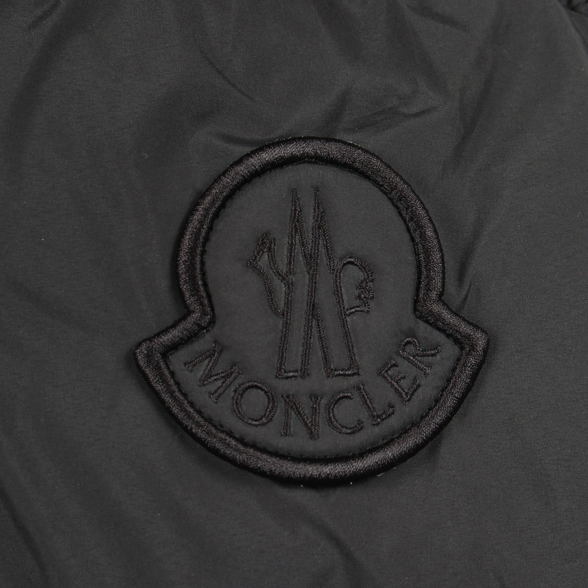 JUCAR ダウンジャケット ブラック モンクレール アウター MONCLER