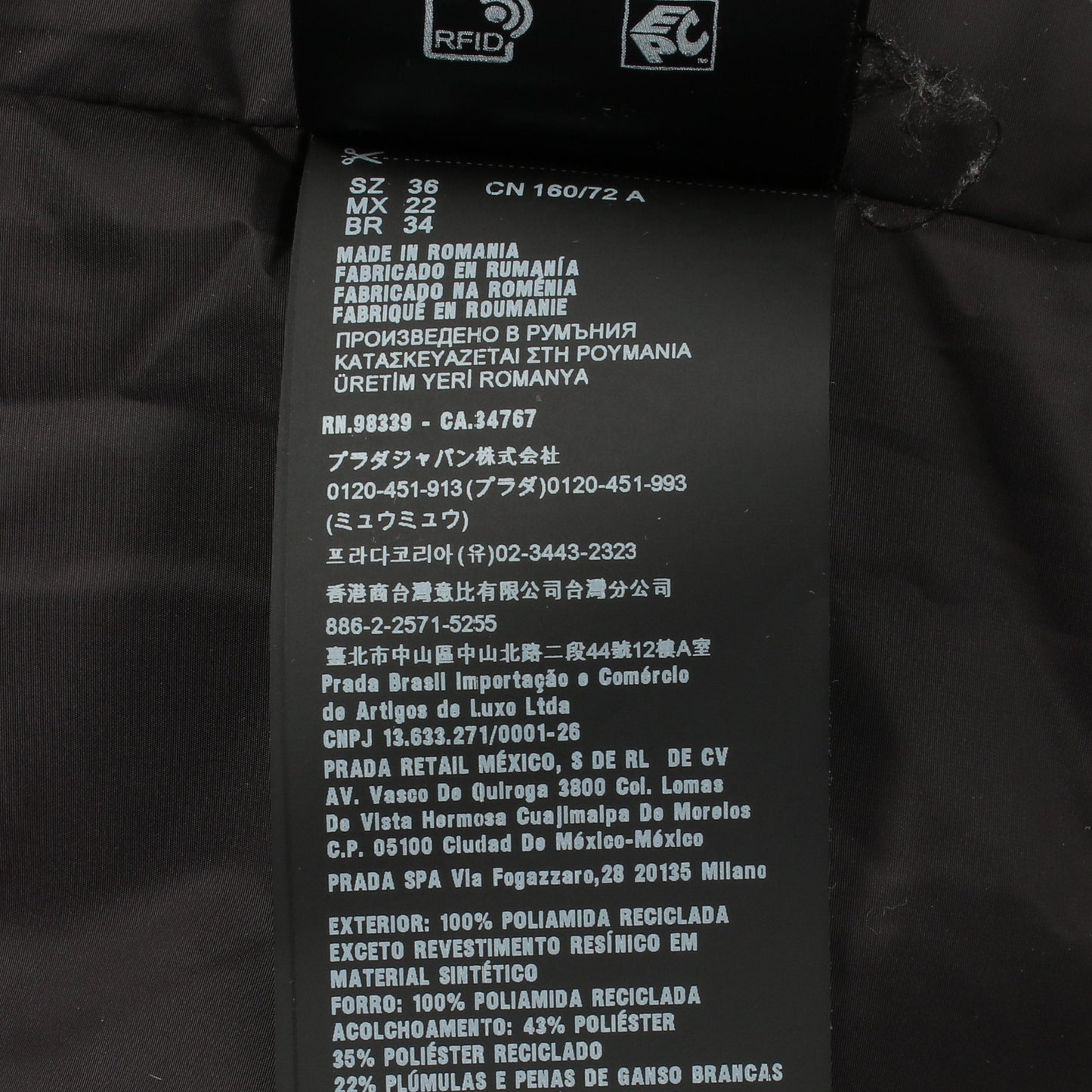 Re-Nylon ダウンジャケット ナイロン ブラック プラダ アウター PRADA