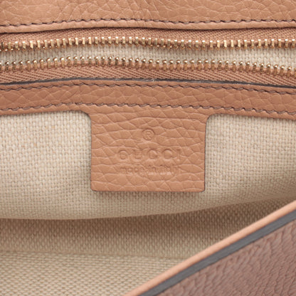 ソーホー インターロッキングG チェーンショルダーバッグ レザー ピンクベージュ グッチ バッグ GUCCI