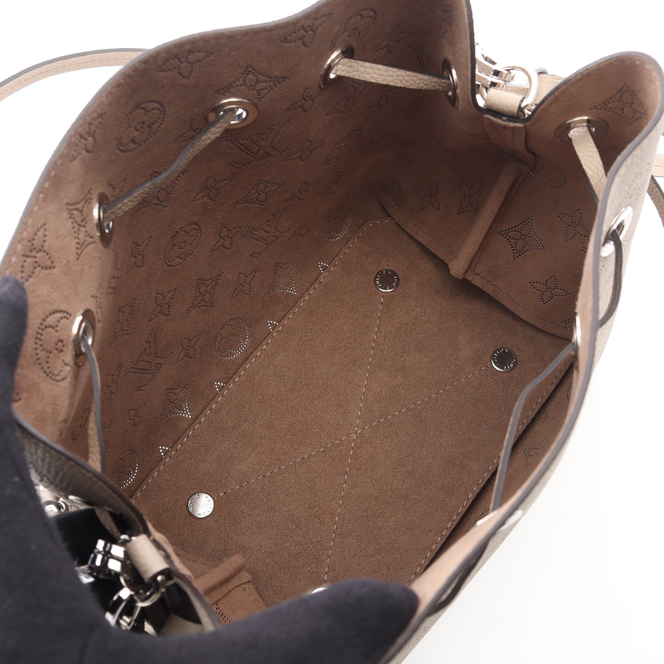 LOUIS VUITTON ビジネスバッグ グレー/ベージュ LOUIS VUITTON（ルイ・ヴィトン） トートバッグ グレー 2391320372