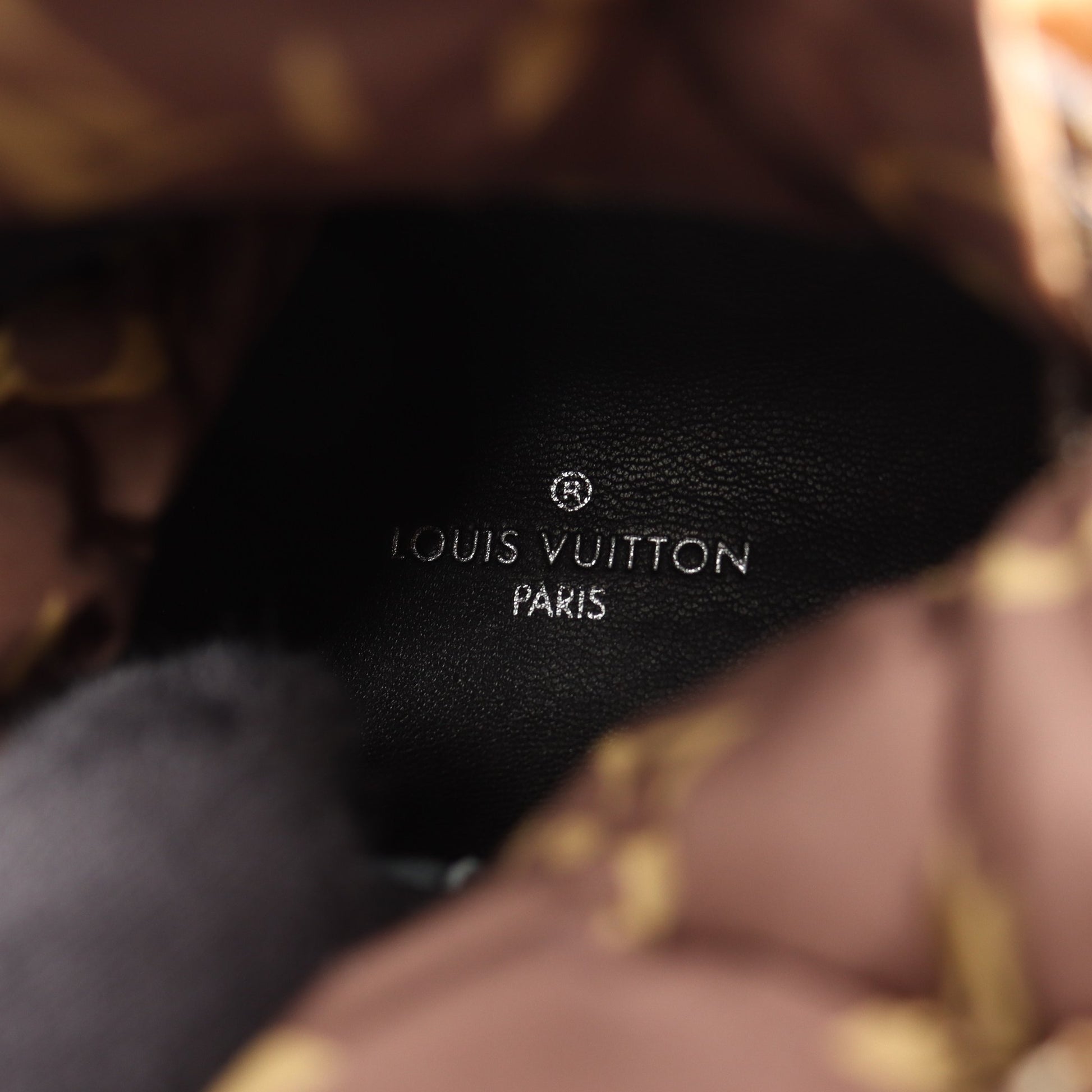 ピローライン アンクルブーツ モノグラム ブーツ ナイロン PVC ベージュ ブラウン ルイヴィトン シューズ LOUIS VUITTON