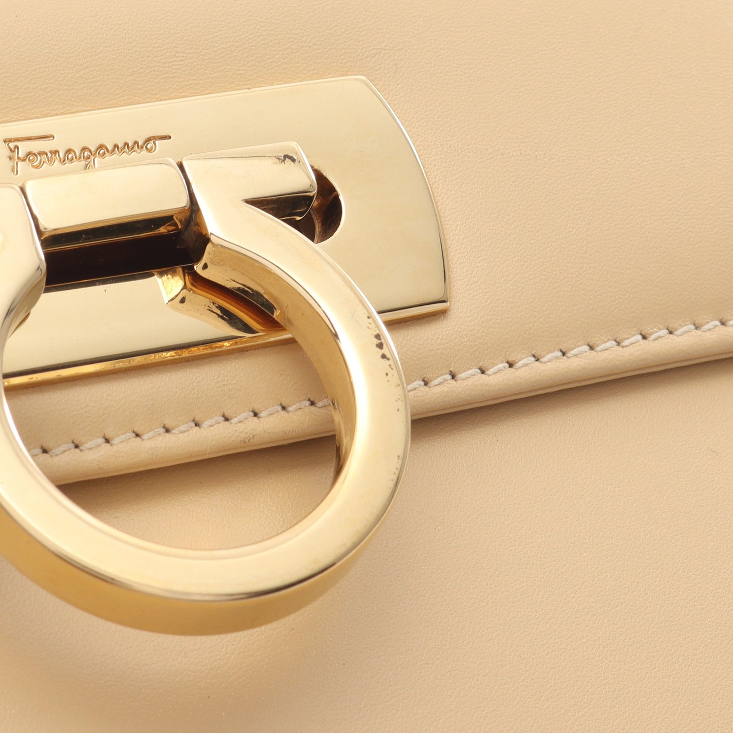 ガンチーニ ハンドバッグ レザー ベージュ 2WAY サルヴァトーレフェラガモ バッグ Salvatore Ferragamo