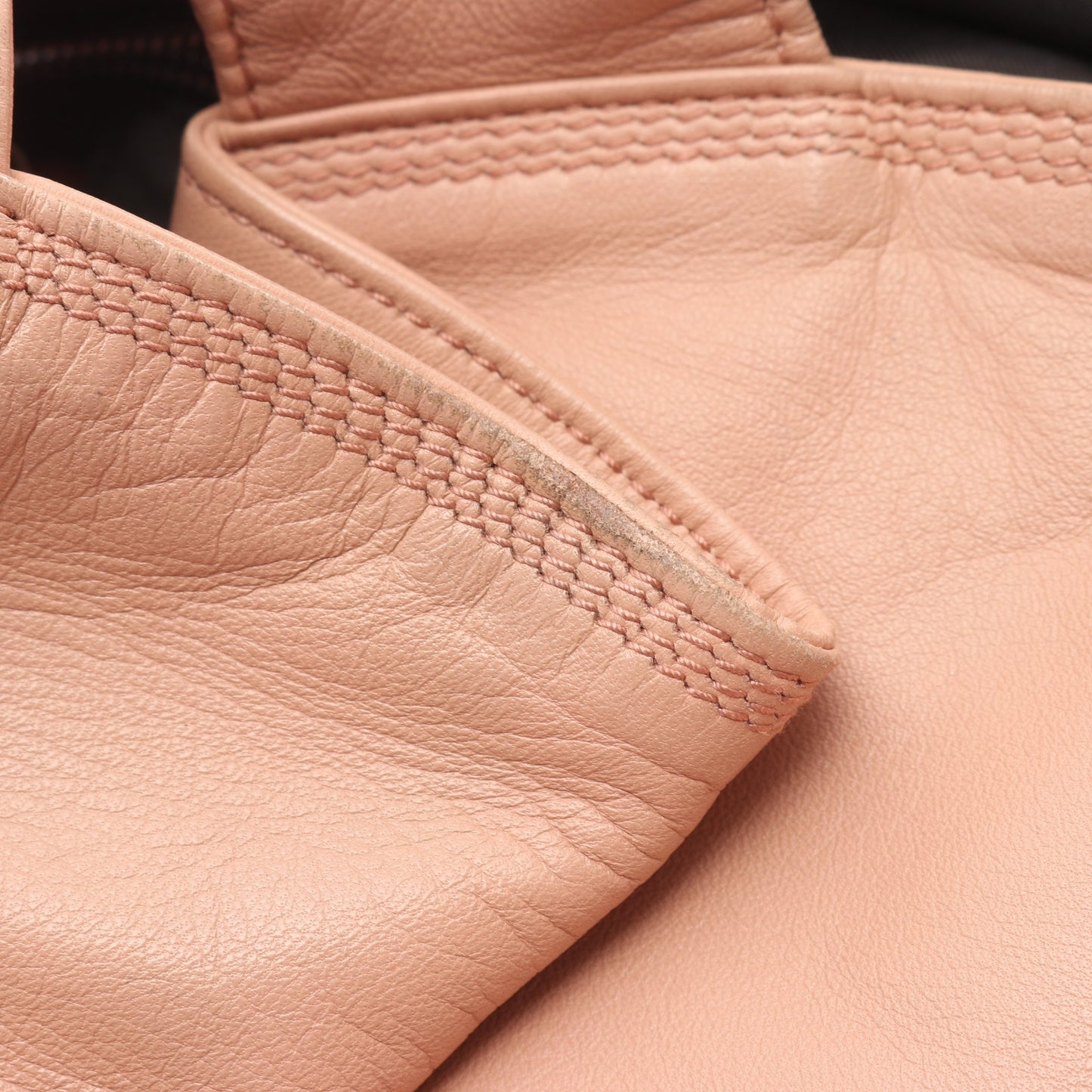 ナッパアイレ ハンドバッグ レザー ピンクベージュ ロエベ バッグ LOEWE