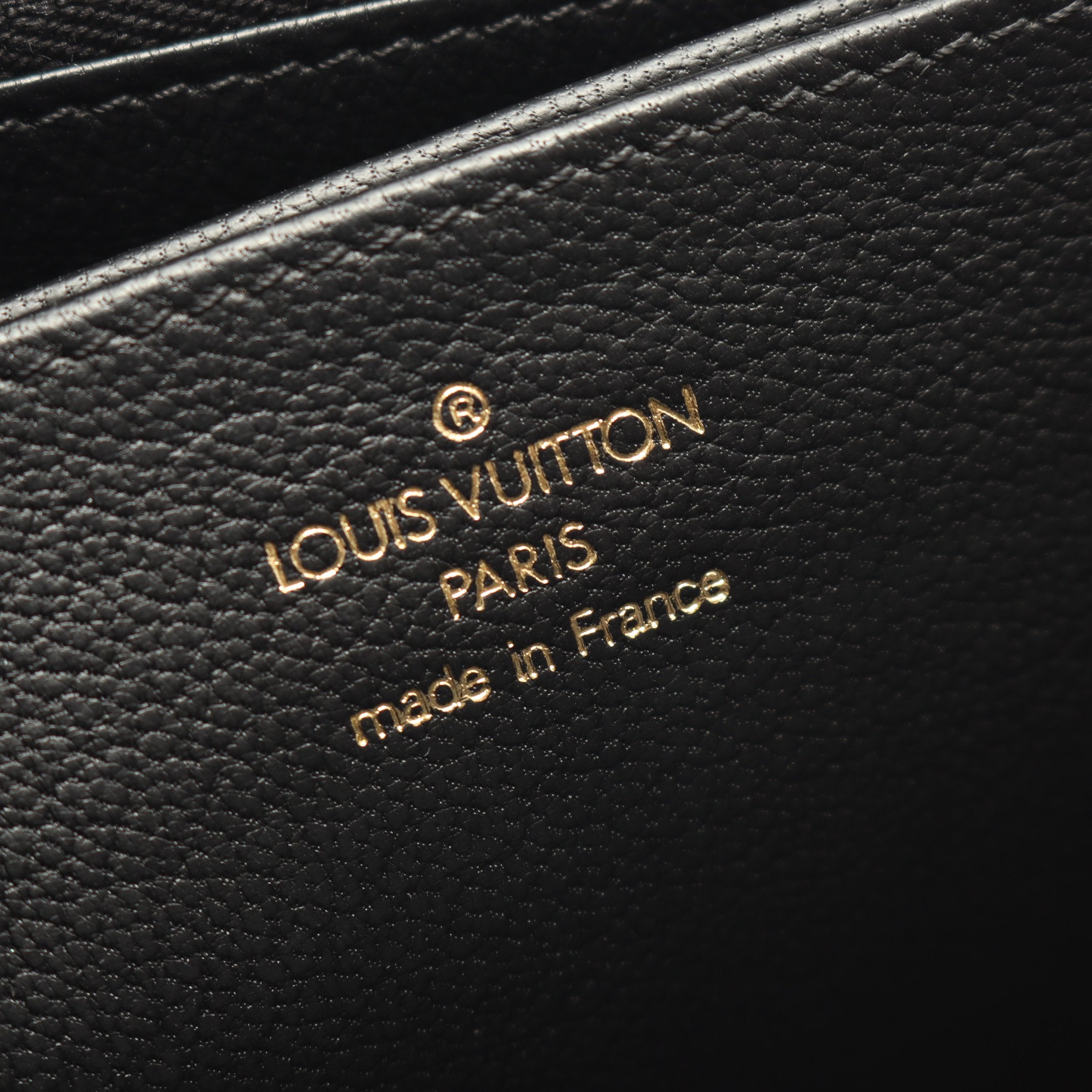 Louis Vuitton ジッピーウォレットパイソン革 LOUIS VUITTON（ルイ・ヴィトン） 新同 モノグラム エキゾチック
