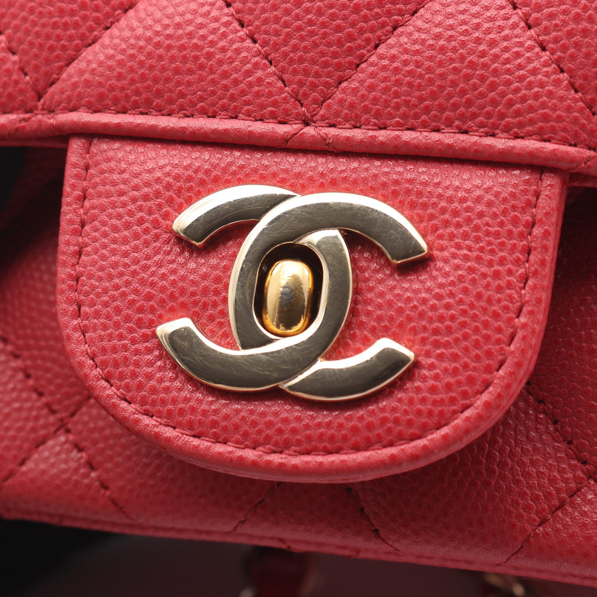 ミニマトラッセ チェーンショルダーバッグ キャビアスキン ピンク ゴールド金具 シャネル バッグ CHANEL