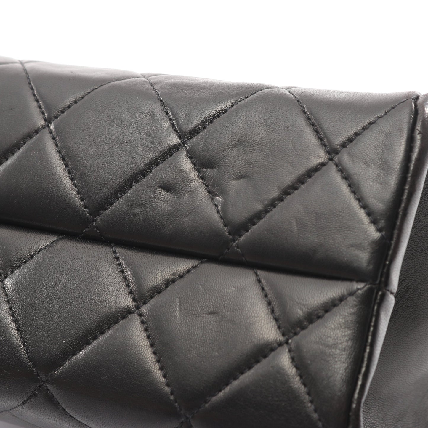 マトラッセ チェーンショルダーバッグ ラムスキン ブラック ゴールド金具 シャネル バッグ CHANEL