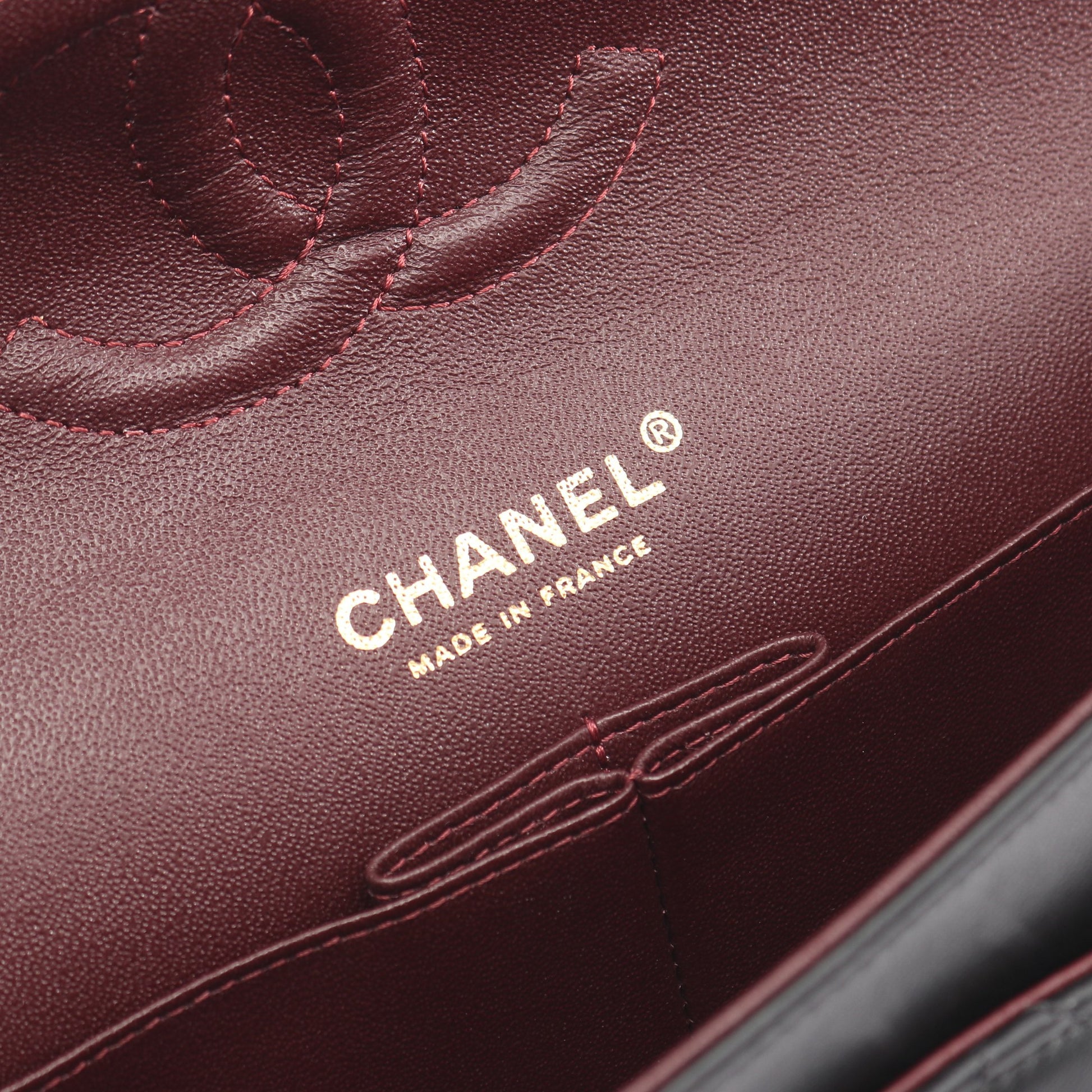 マトラッセ Wフラップ Wチェーンショルダーバッグ ラムスキン ブラック ゴールド金具 シャネル バッグ CHANEL