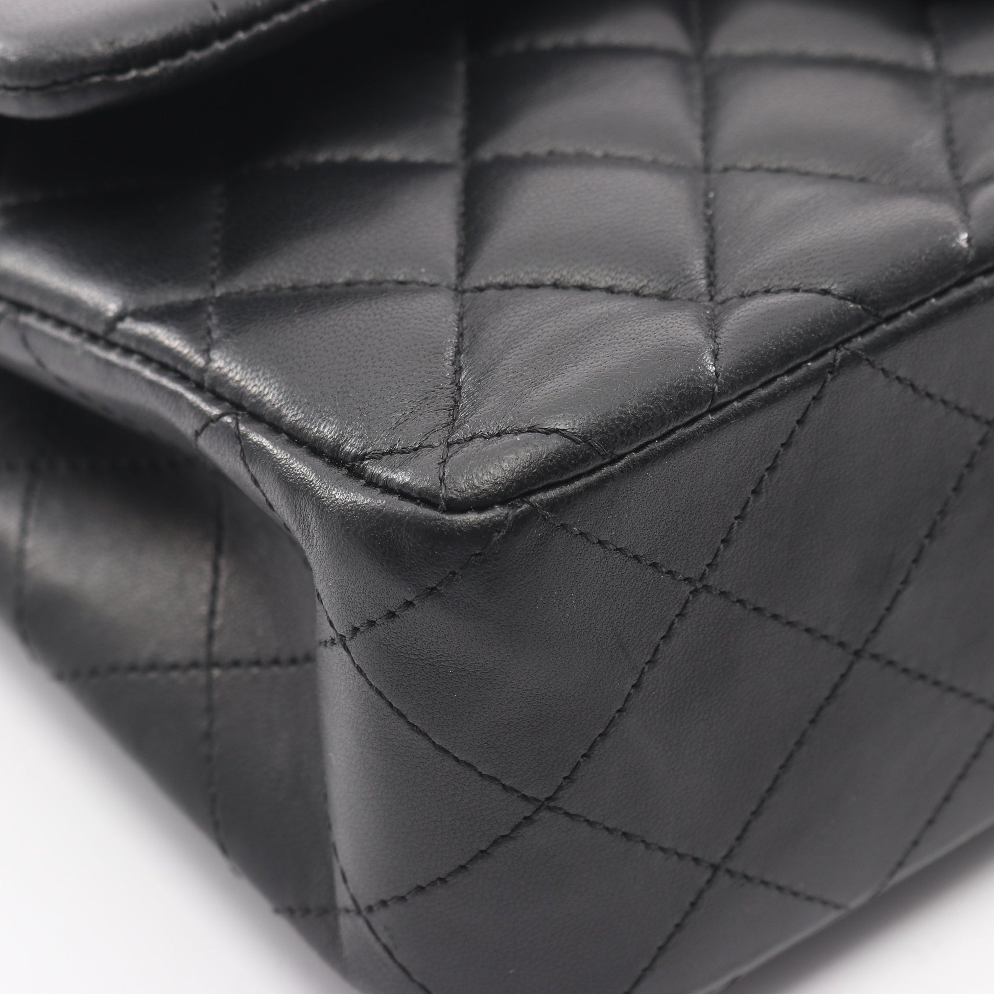 マトラッセ Wフラップ Wチェーンショルダーバッグ ラムスキン ブラック シルバー金具 シャネル バッグ CHANEL