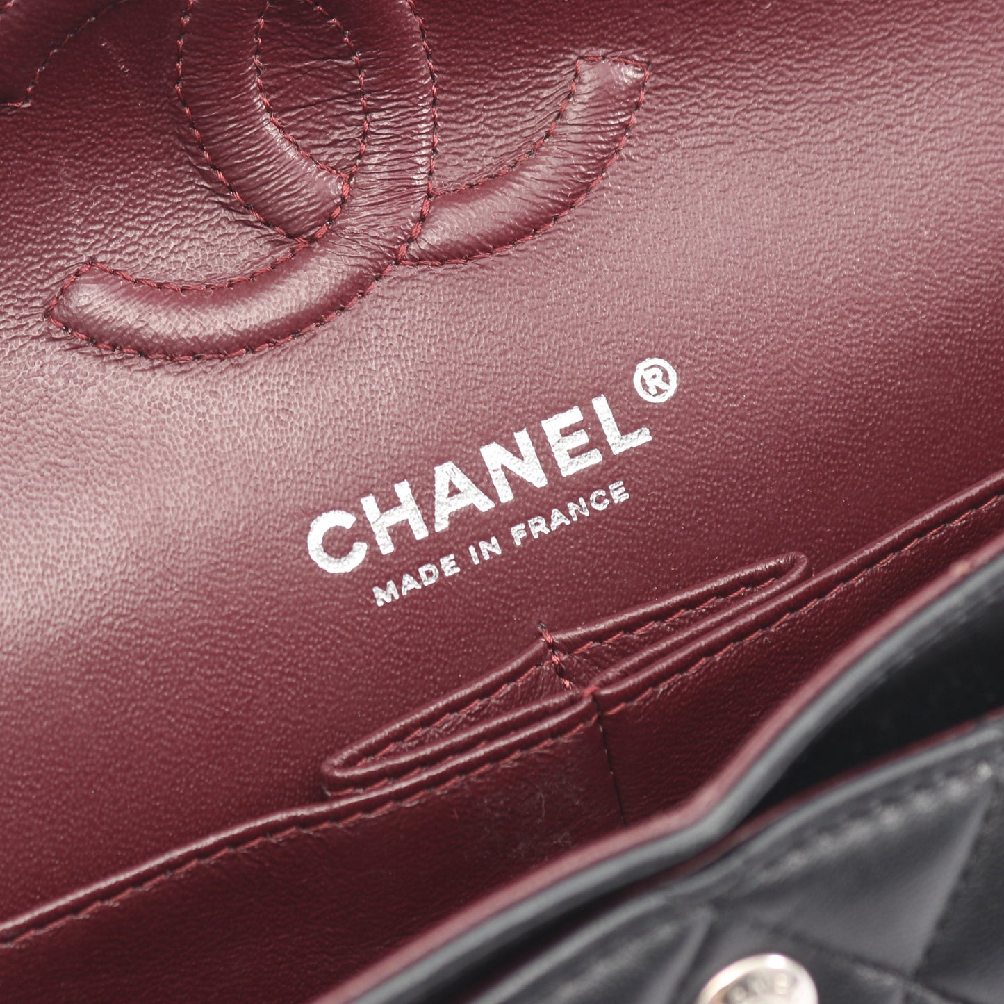 マトラッセ Wフラップ Wチェーンショルダーバッグ ラムスキン ブラック シルバー金具 シャネル バッグ CHANEL
