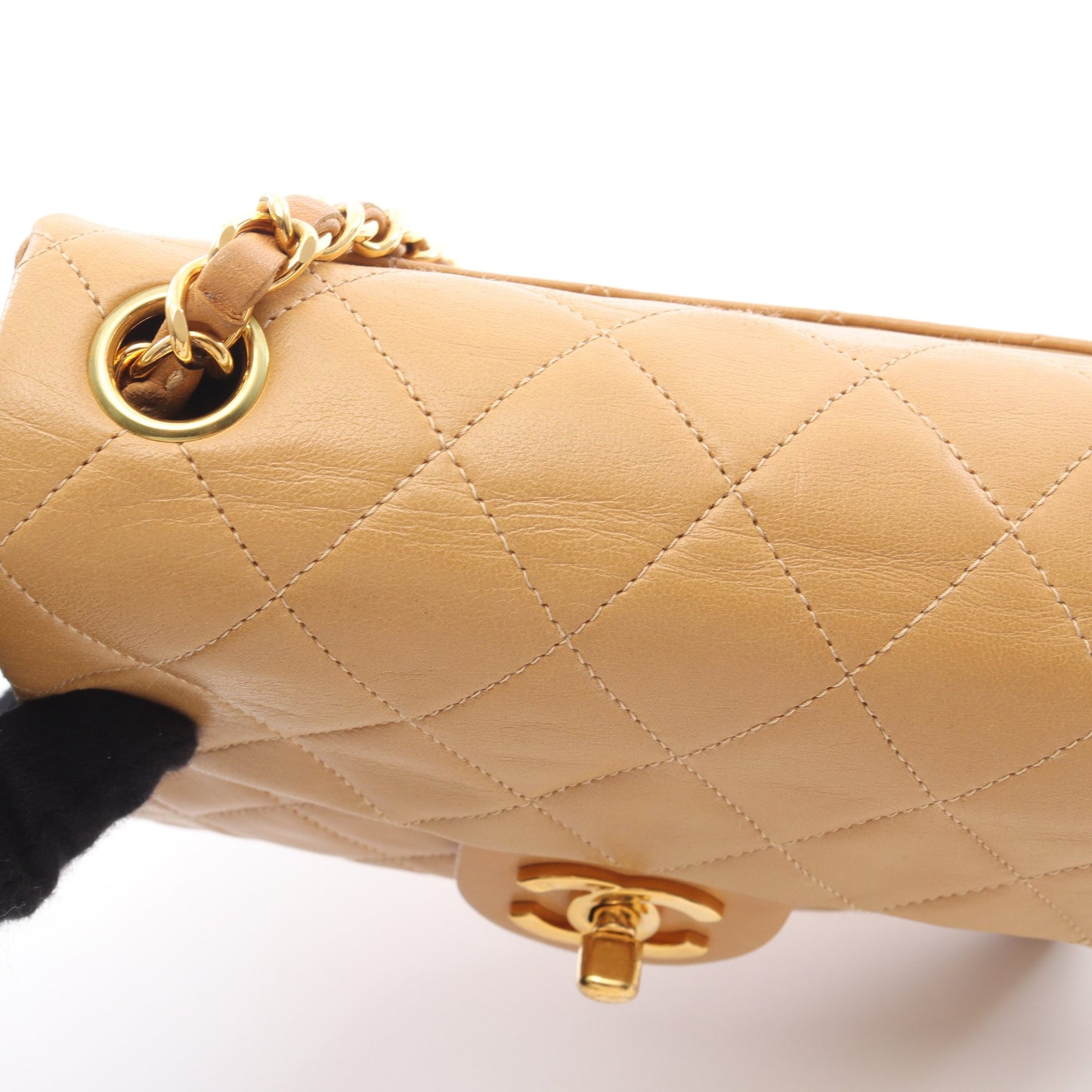 ミニマトラッセ チェーンショルダーバッグ ラムスキン ベージュ ゴールド金具 シャネル バッグ CHANEL