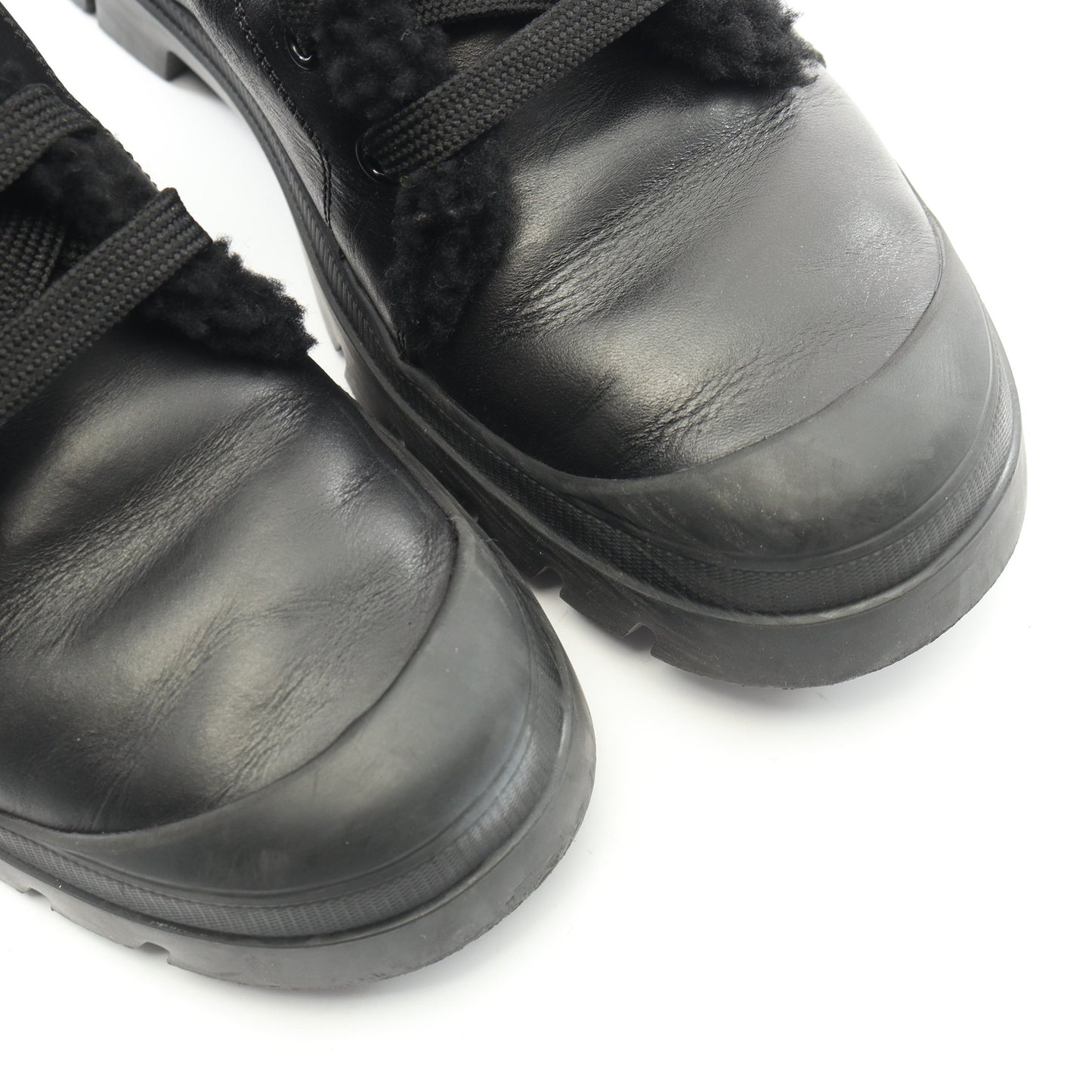 ウォーキー ヴィヴ レザー レースアップ ブーツ レザー ムートン ブラック ロジェヴィヴィエ シューズ Roger Vivier