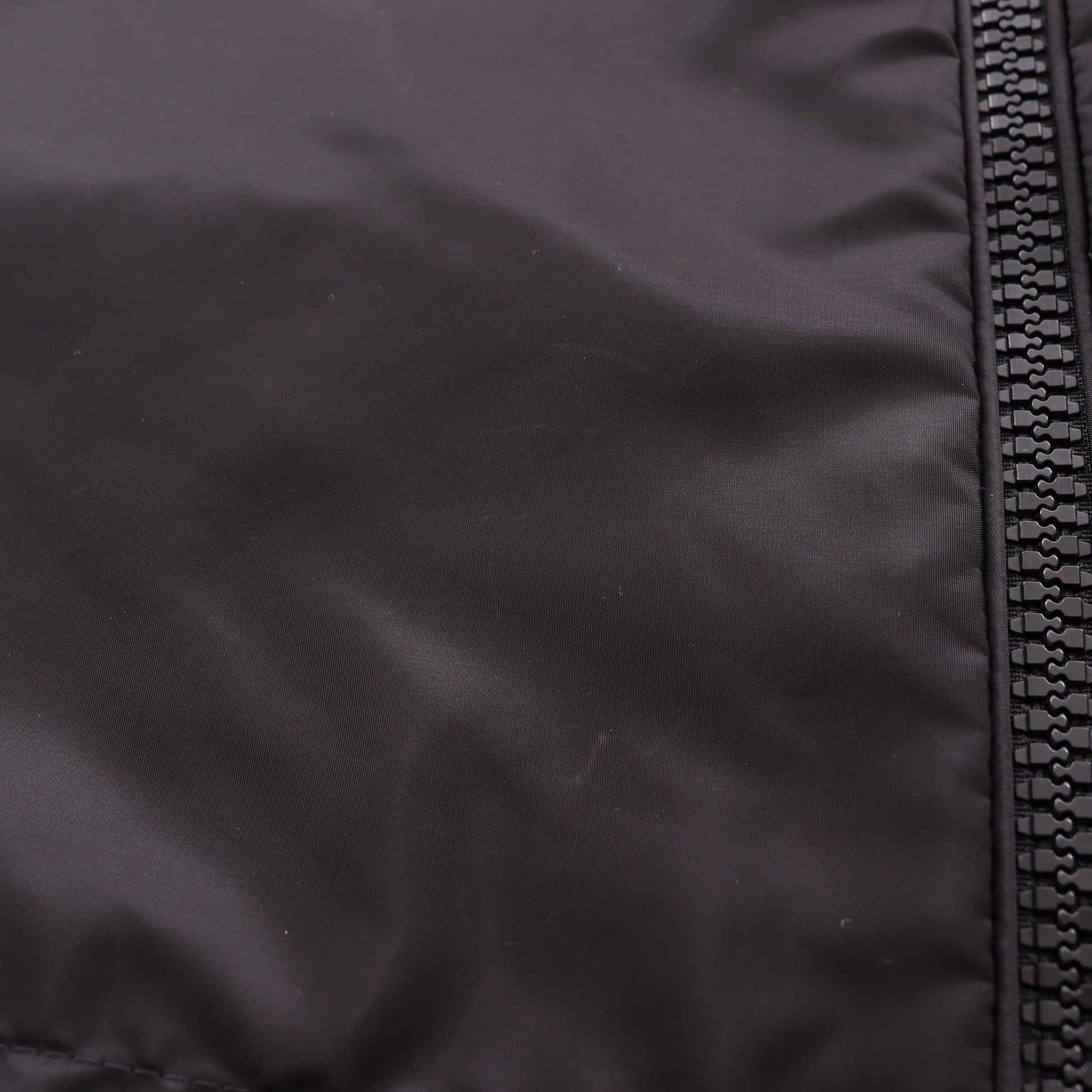 FILIRA ナイロンジャケット ナイロン ブラック フード付き モンクレール アウター MONCLER