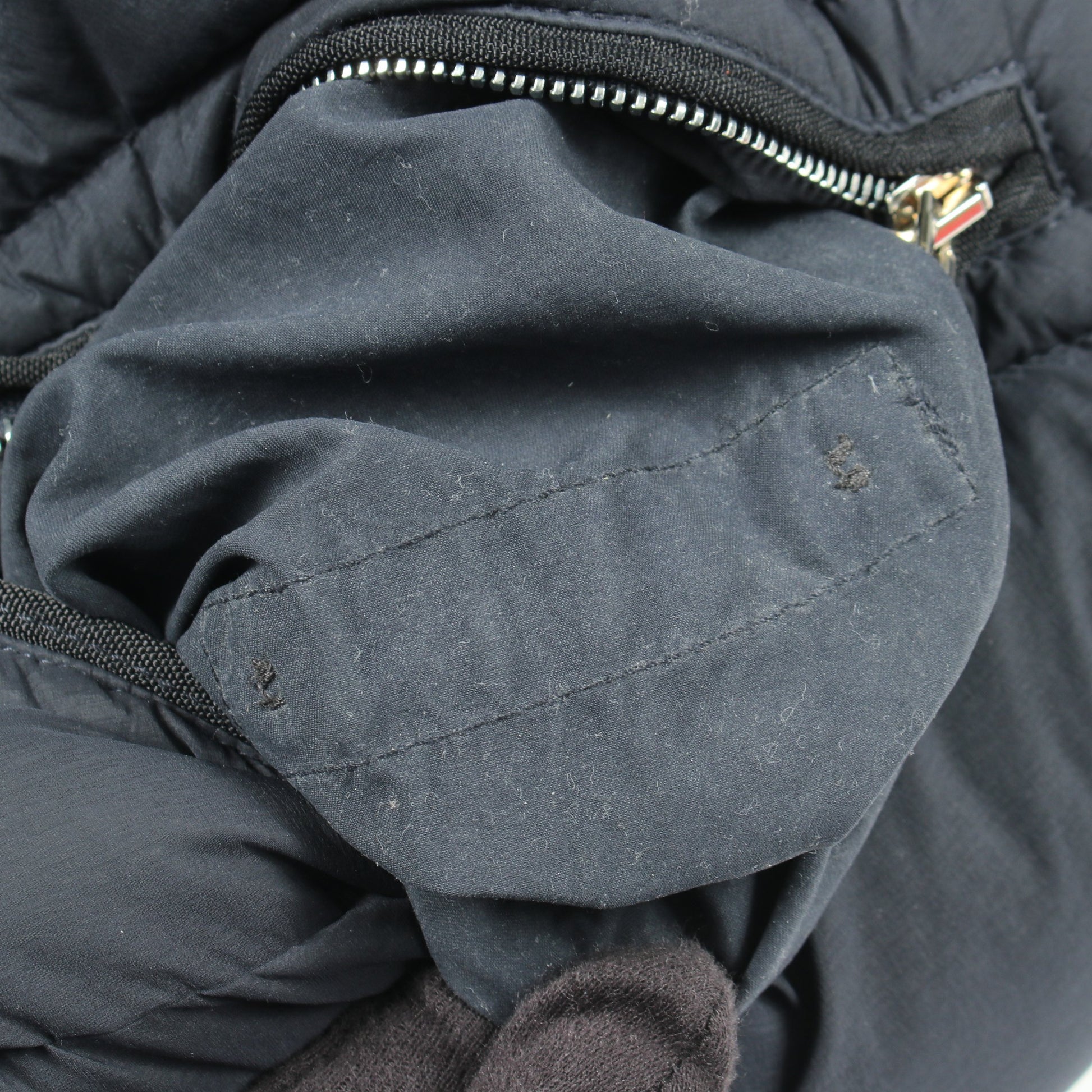 SEAMLESS TUNNEL NYLON DOWN ダウンジャケット ナイロン ネイビー ストーンアイランド アウター Stone Island